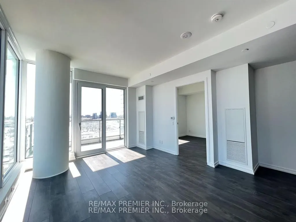 1000 Portage Parkway, #905