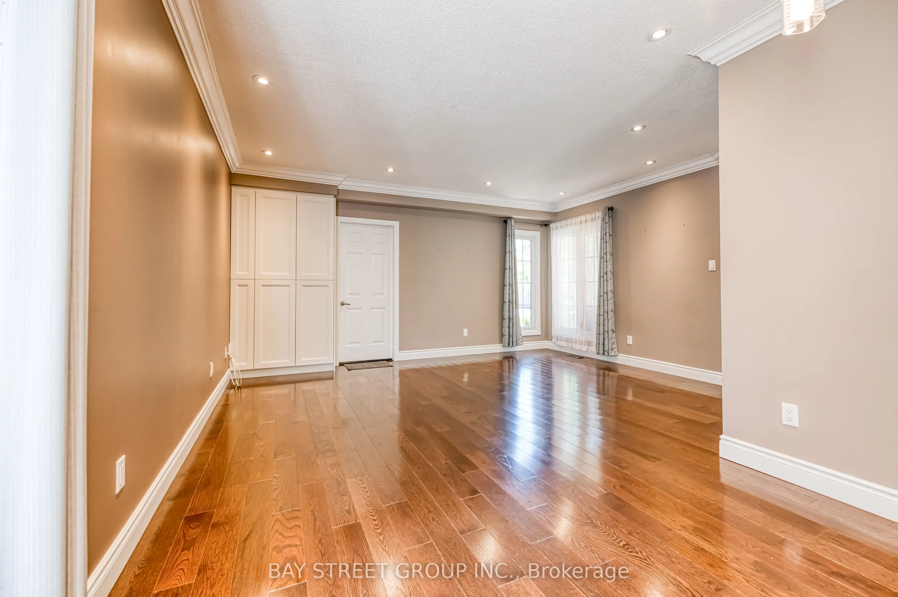 15 Glenbury Drive
