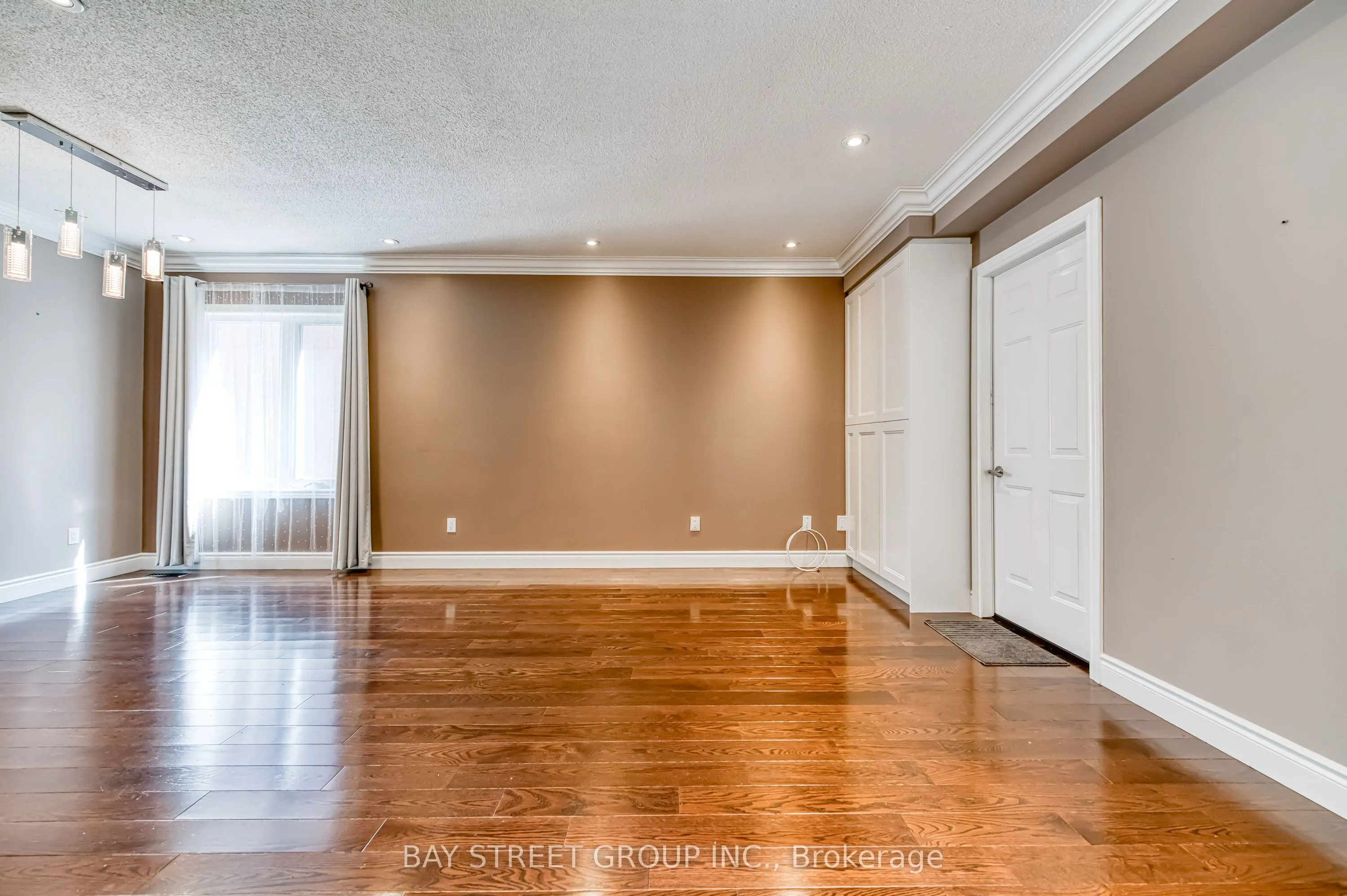 15 Glenbury Drive