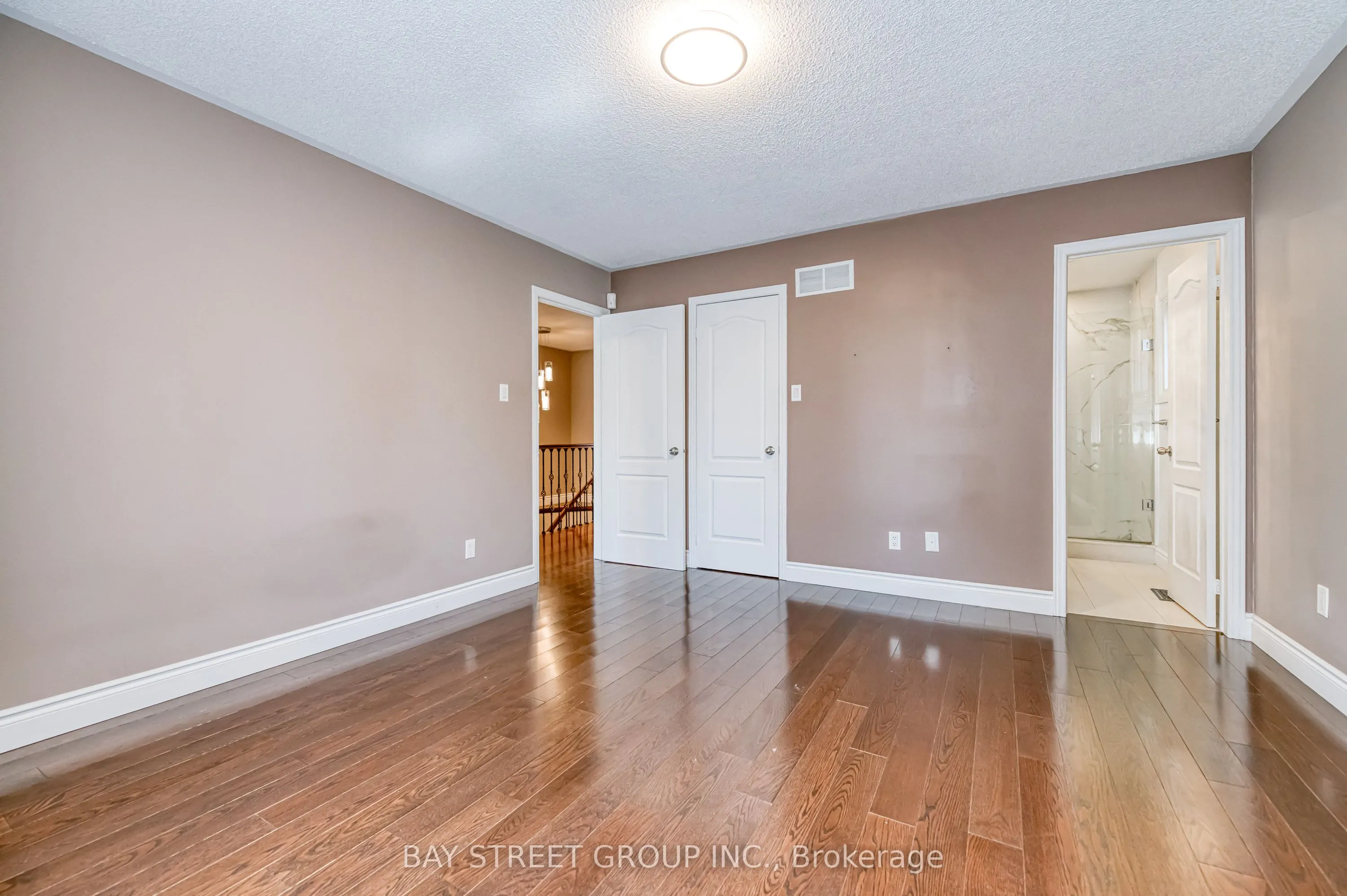 15 Glenbury Drive