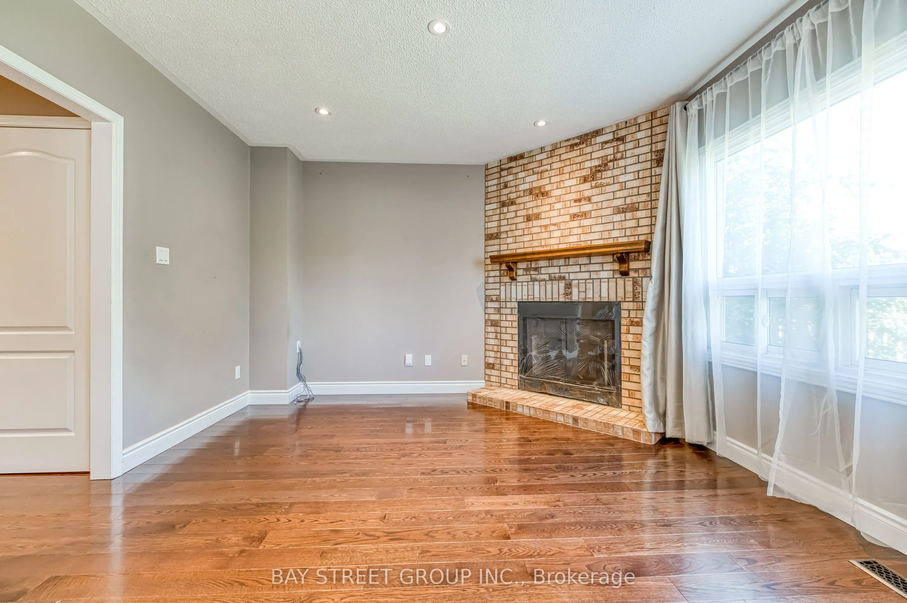 15 Glenbury Drive