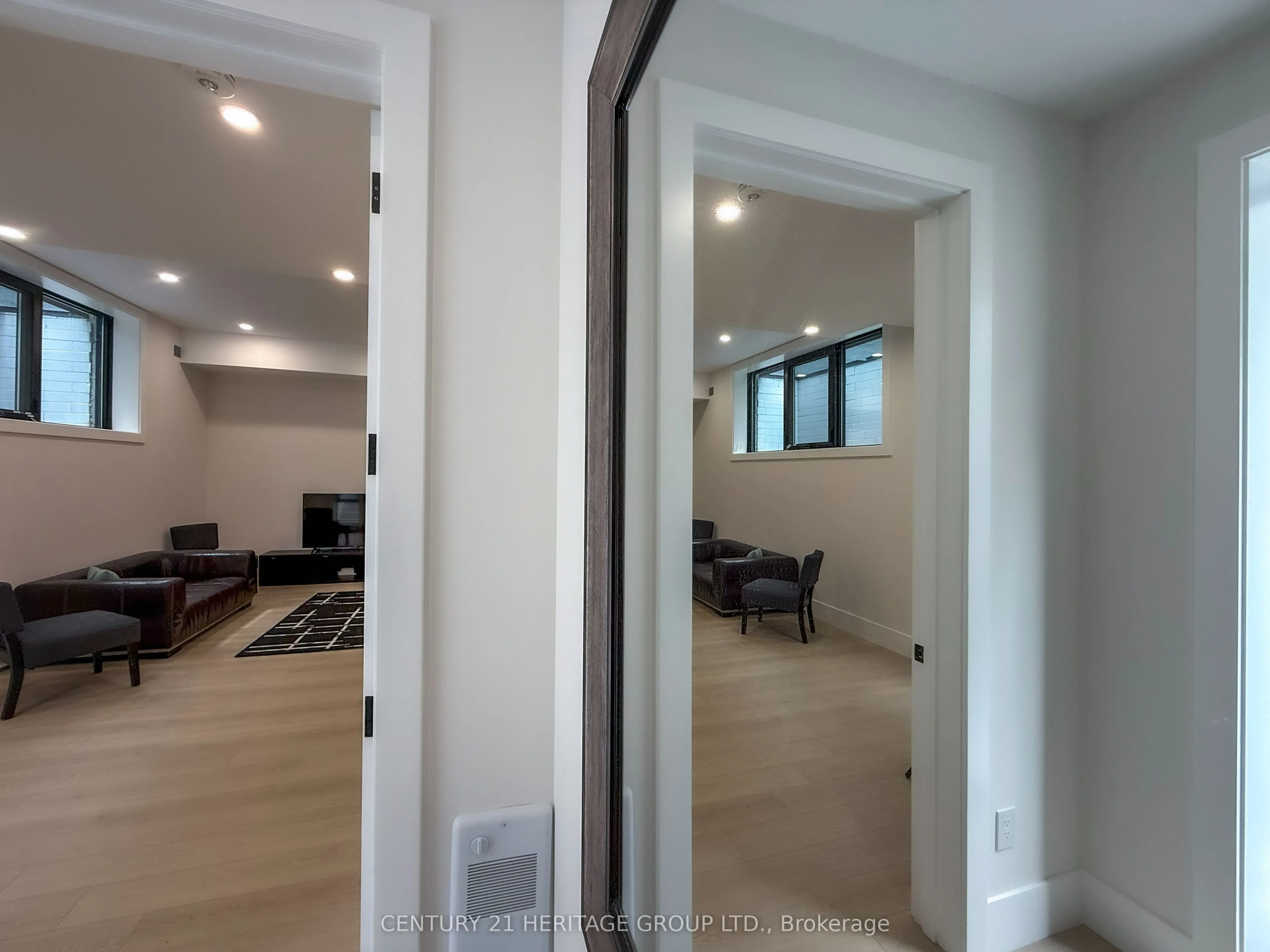 11 Knowles Crescent, ##A