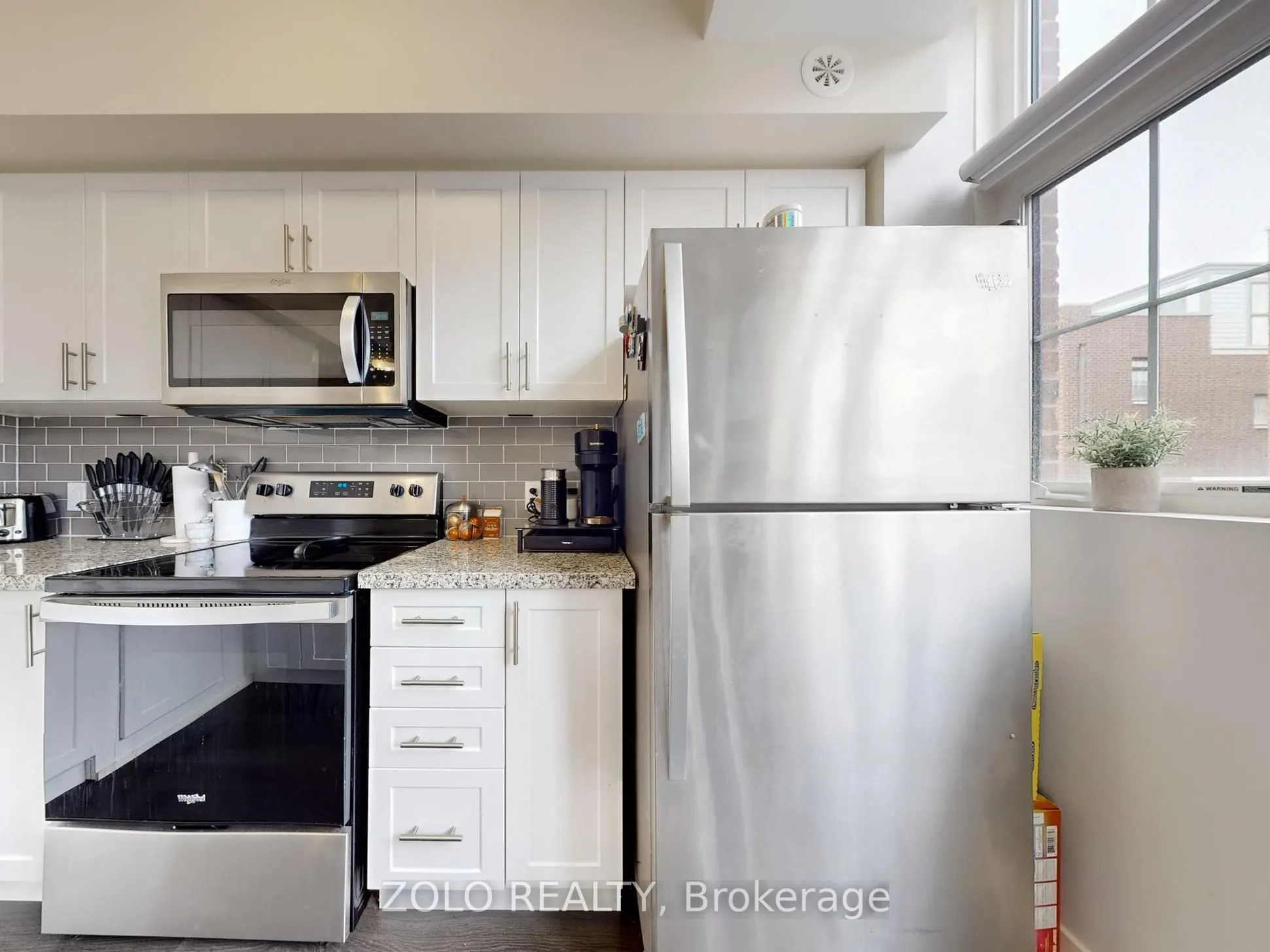 15 Whitaker Way, #322