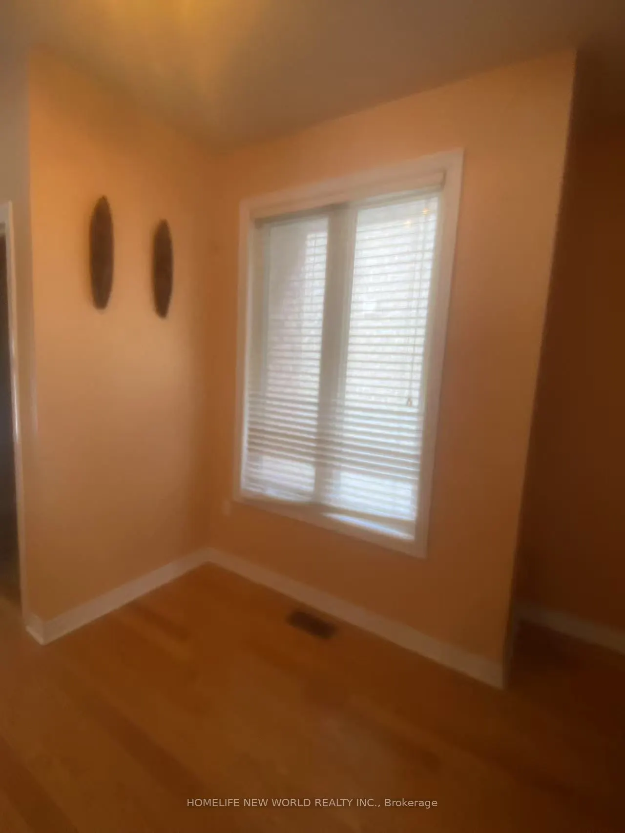 5 RIVINGTON Avenue
