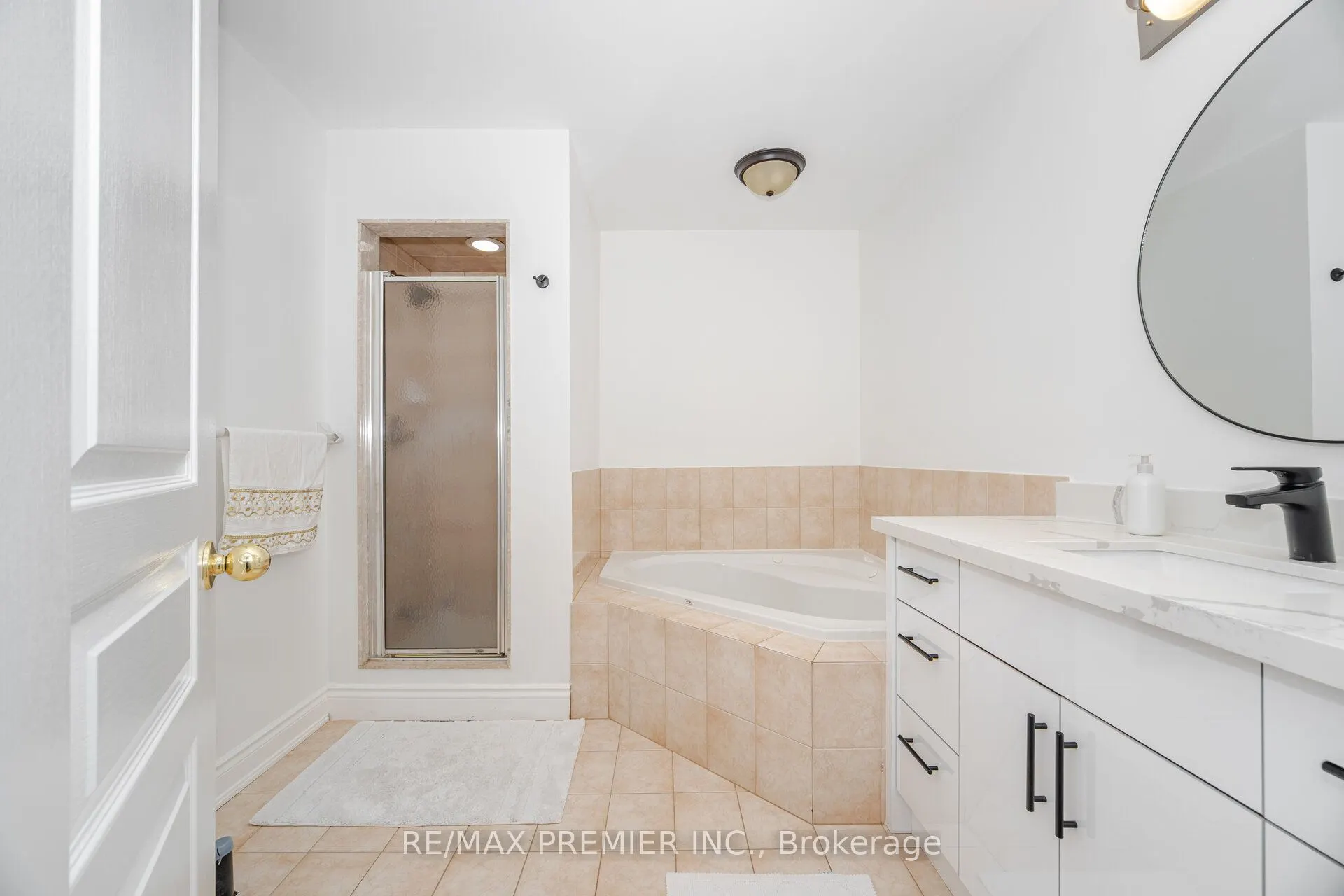 27 Lucerne Drive