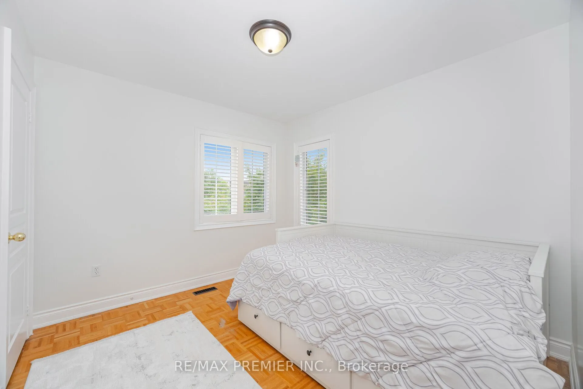 27 Lucerne Drive