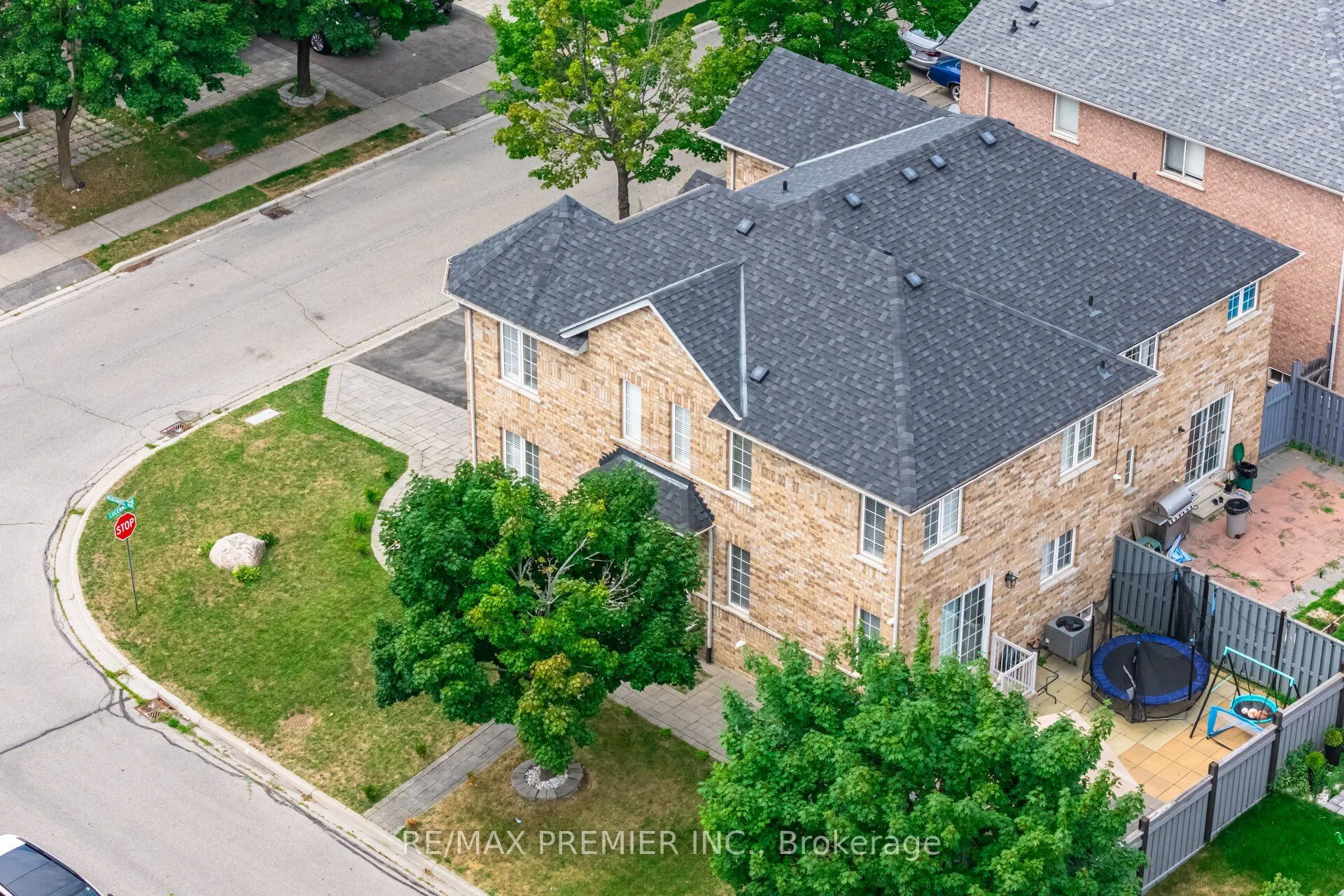 27 Lucerne Drive