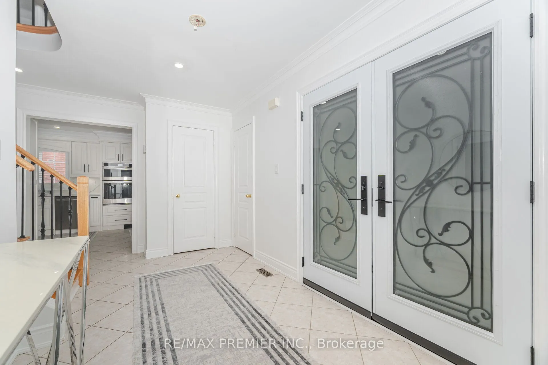 27 Lucerne Drive