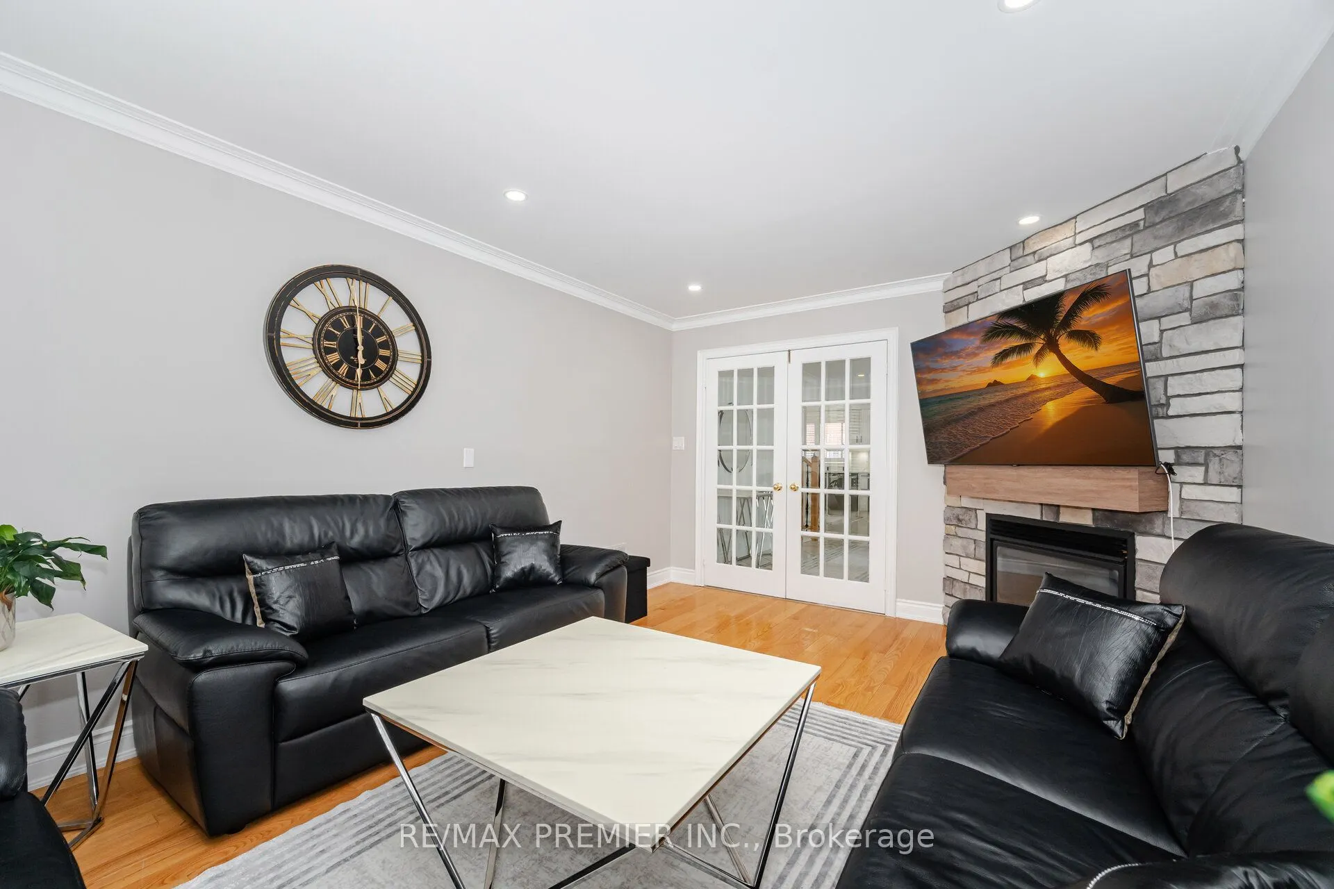 27 Lucerne Drive