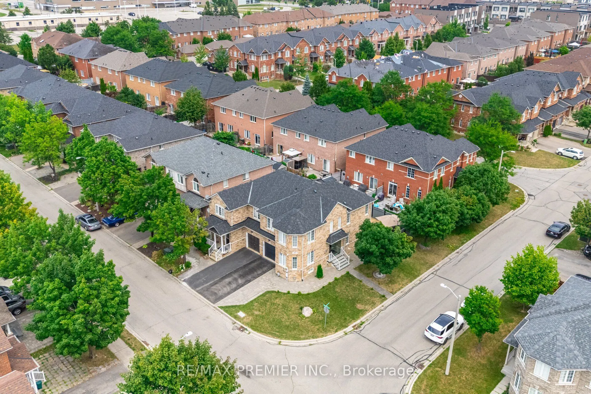 27 Lucerne Drive
