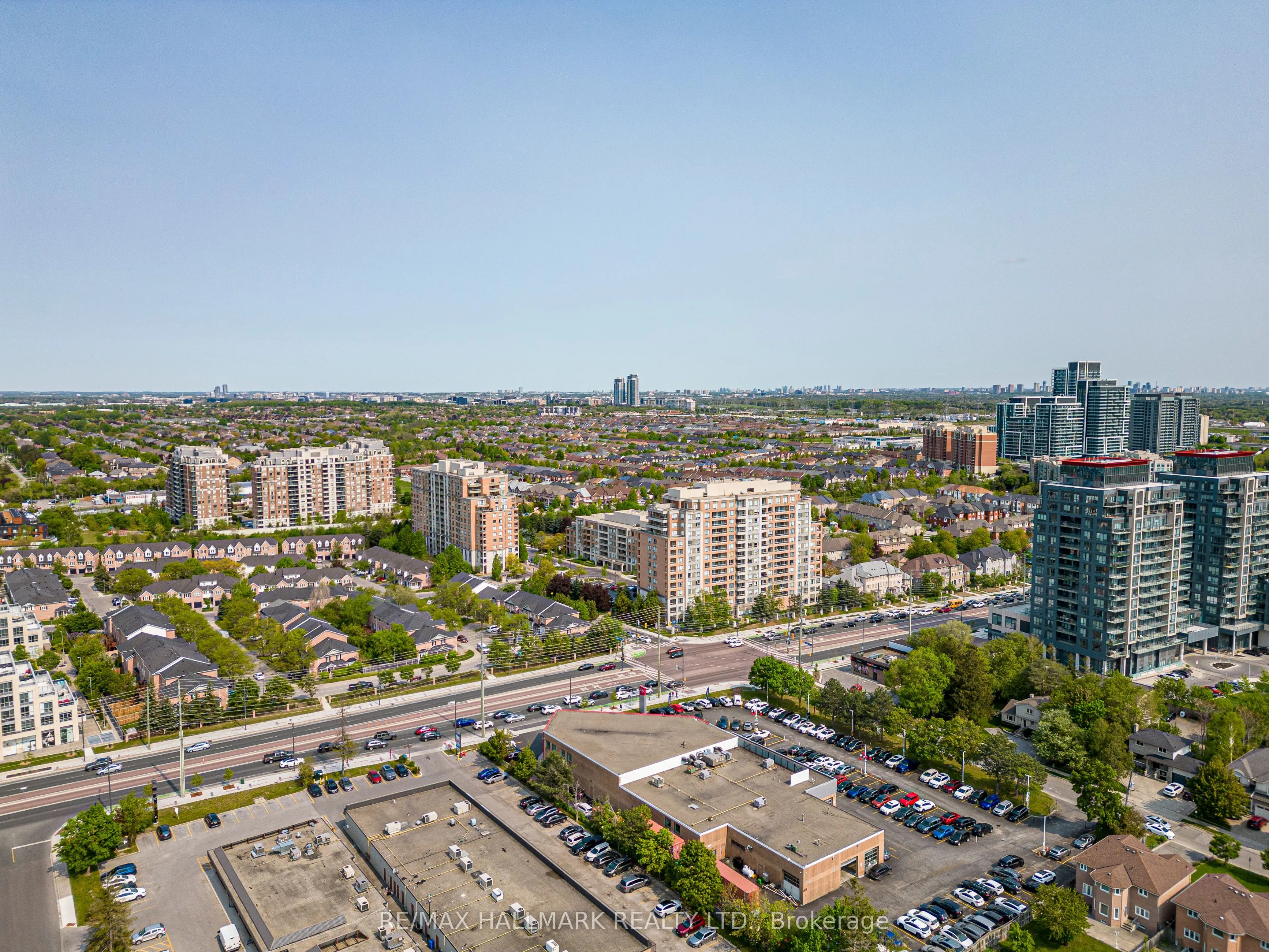 29 Northern Hts Drive N, #615