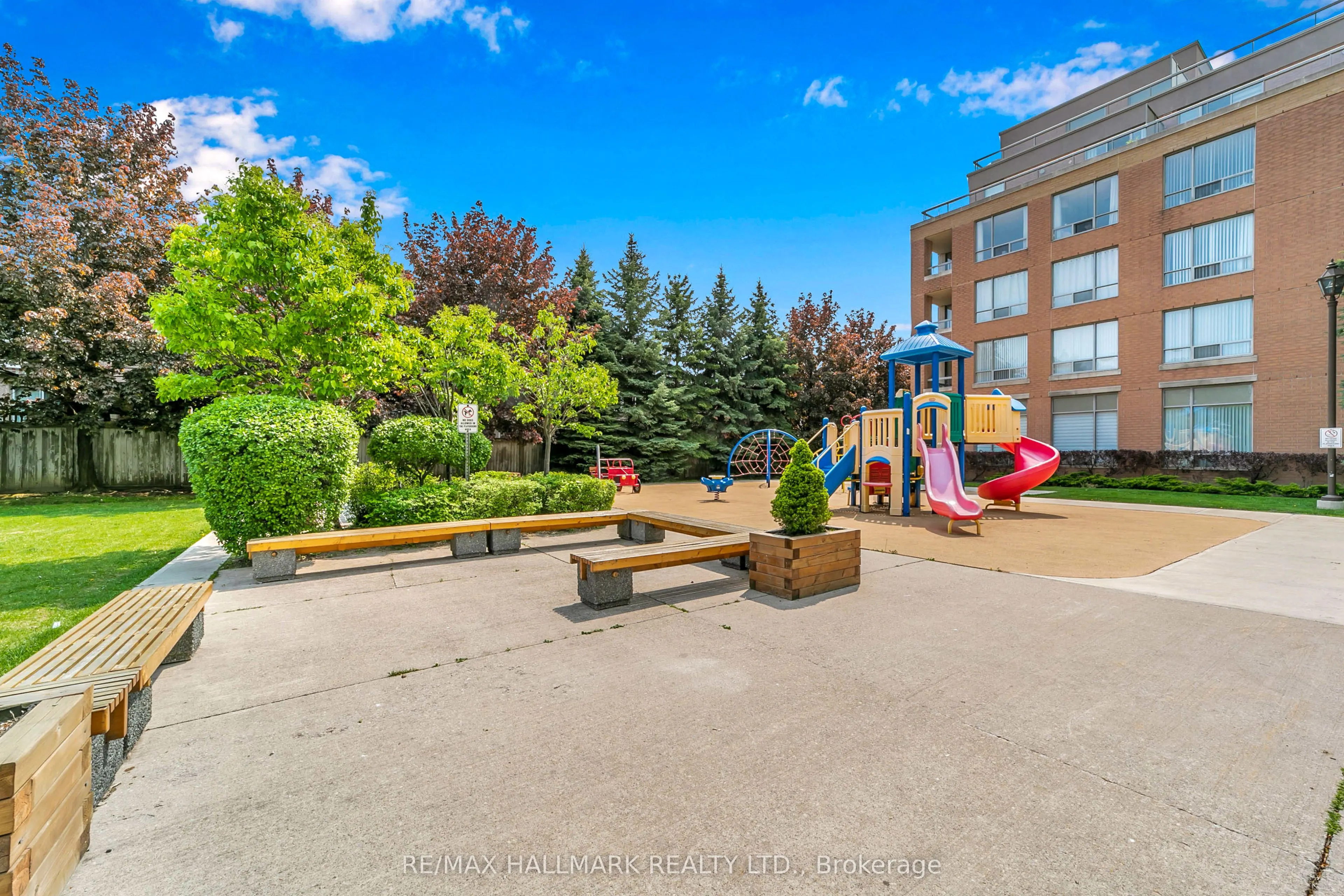 29 Northern Hts Drive N, #615
