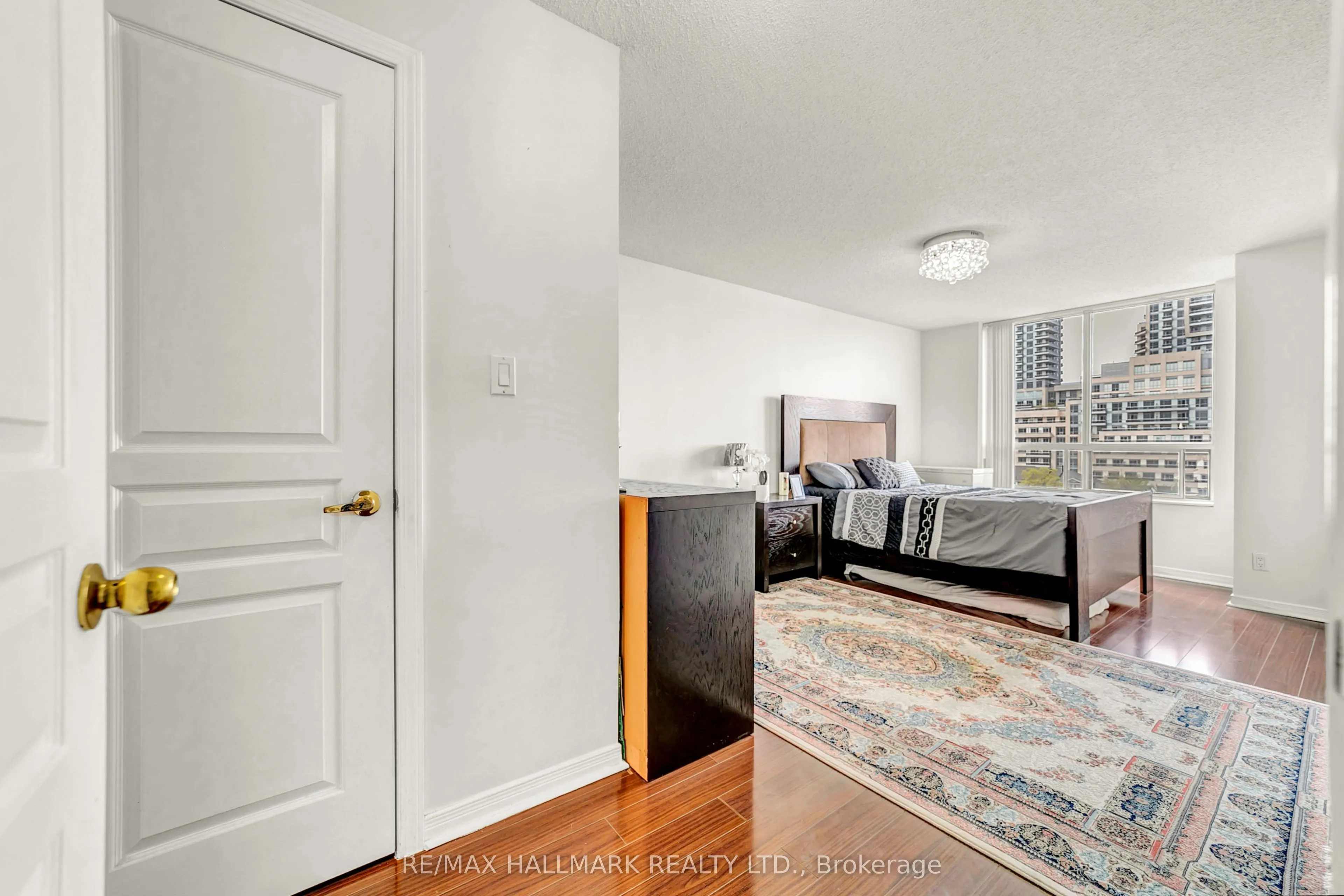 29 Northern Hts Drive N, #615
