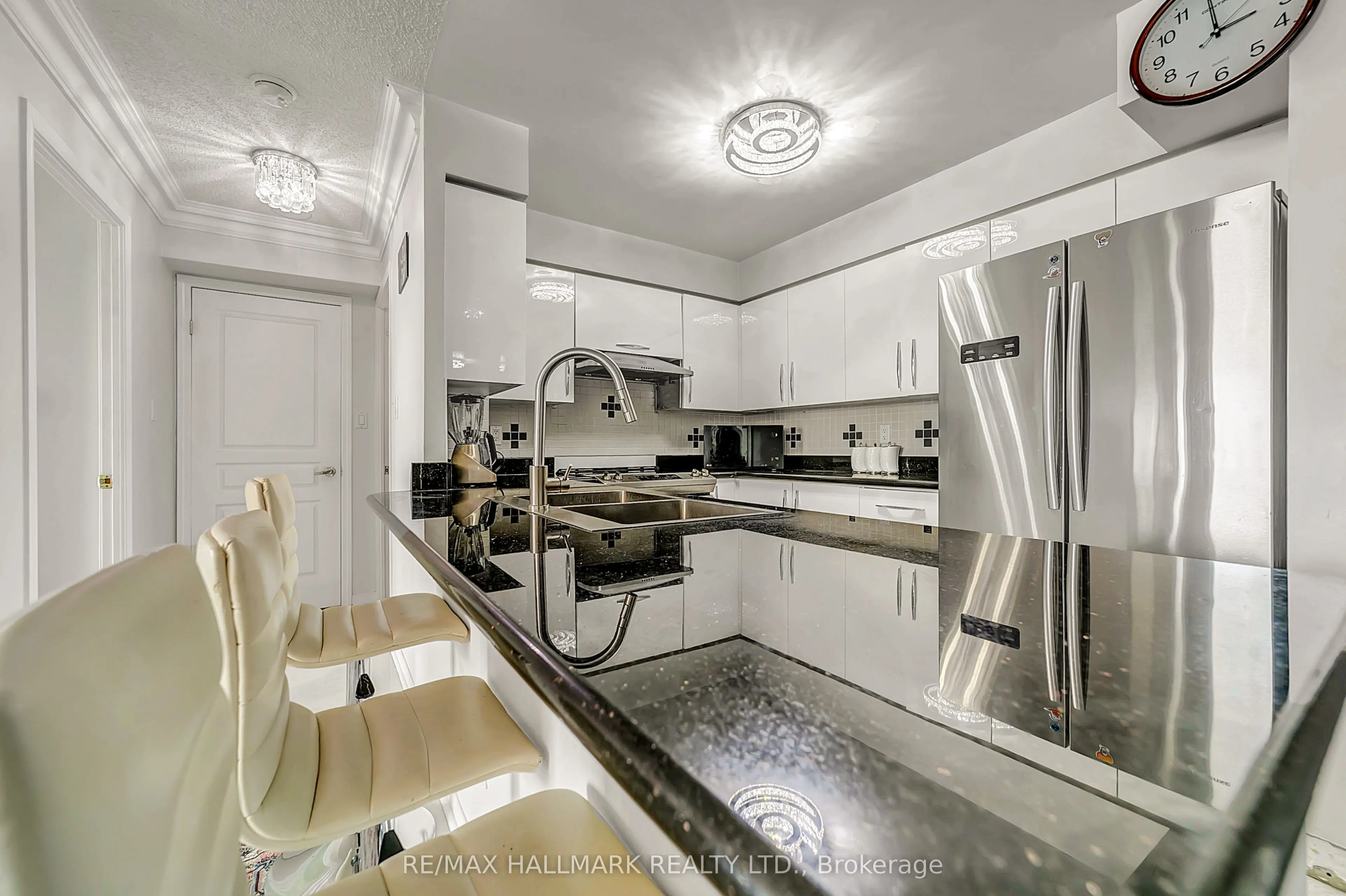 29 Northern Hts Drive N, #615