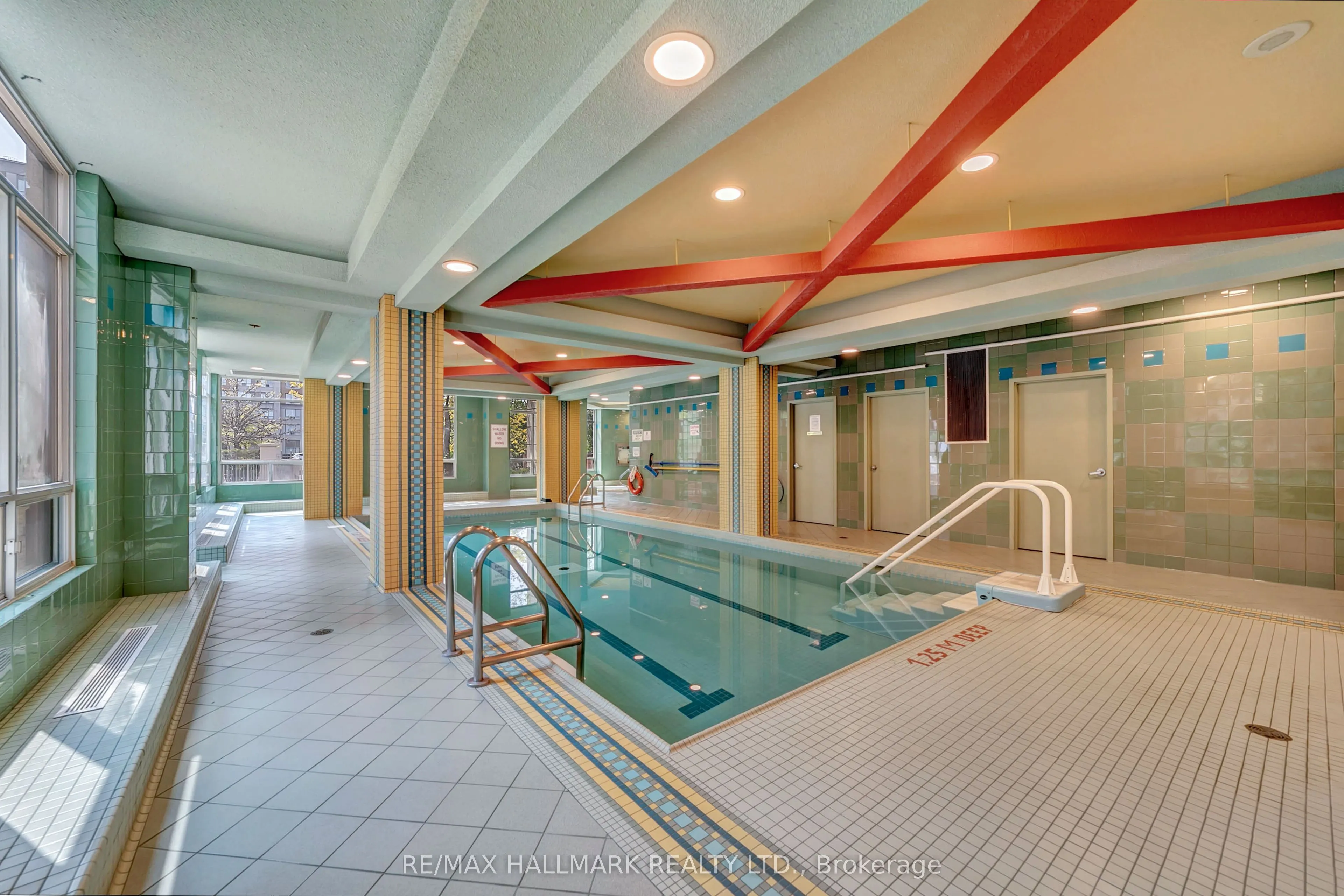 29 Northern Hts Drive N, #615