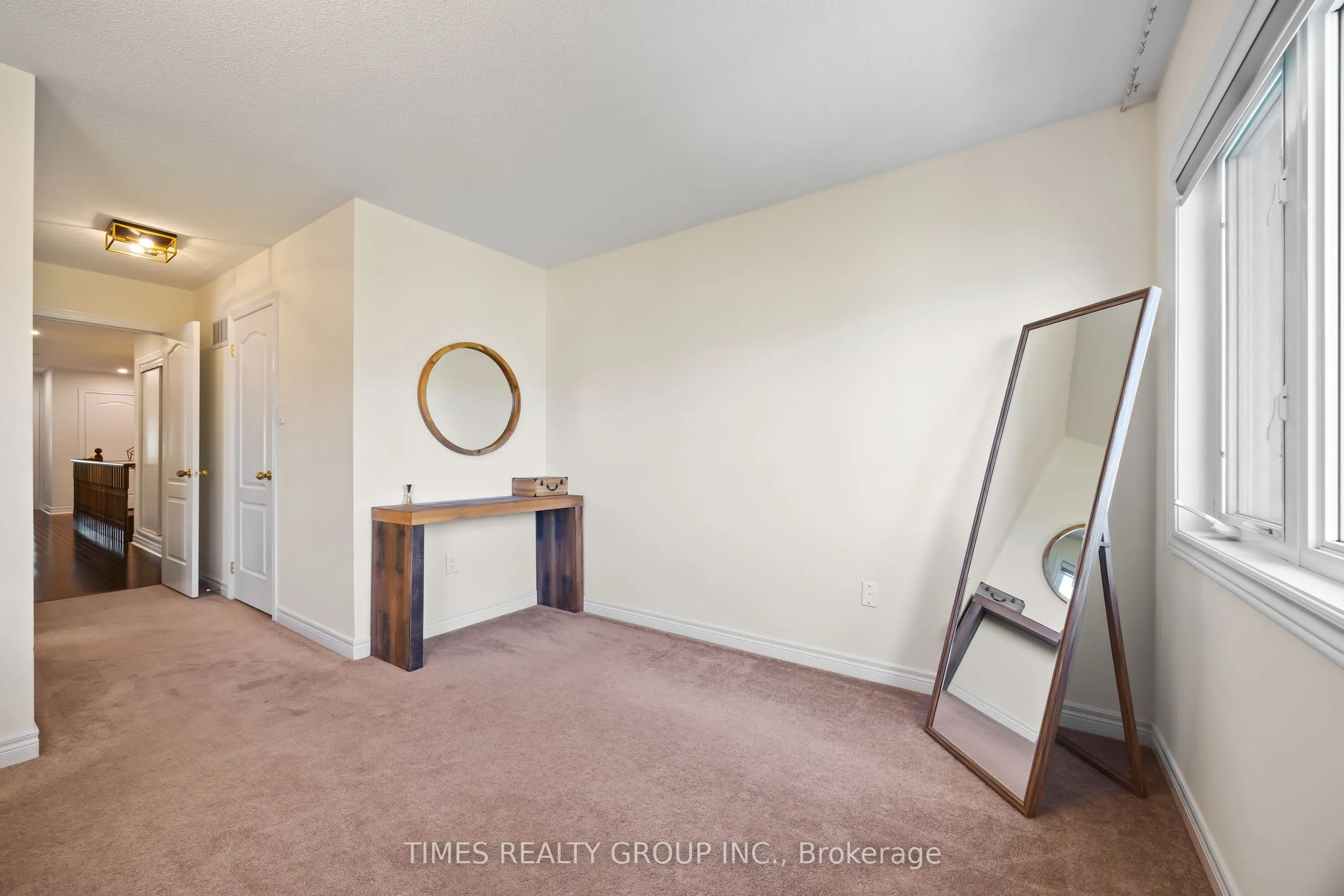 108 Sir Sanford Fleming Way
