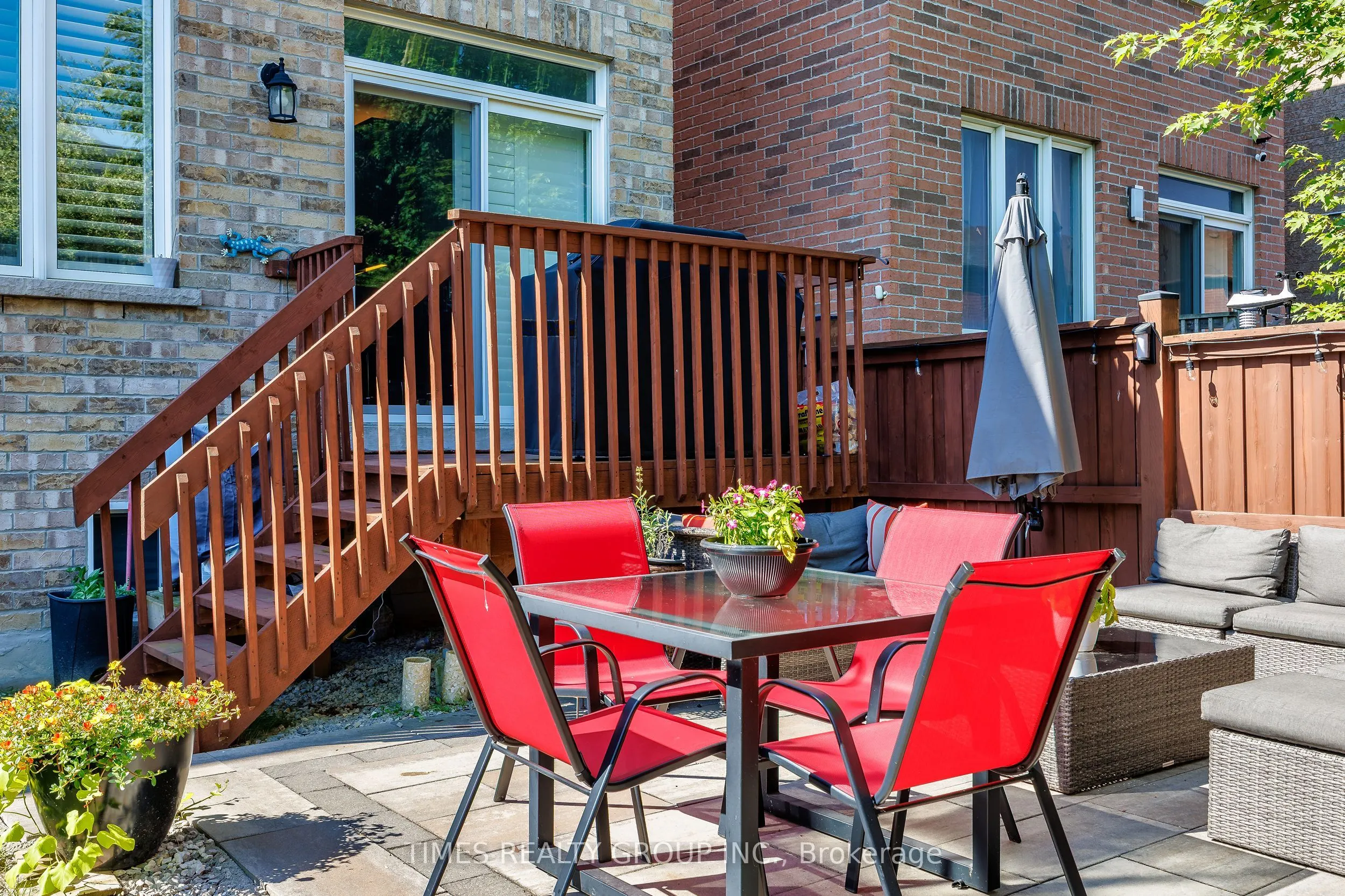 108 Sir Sanford Fleming Way