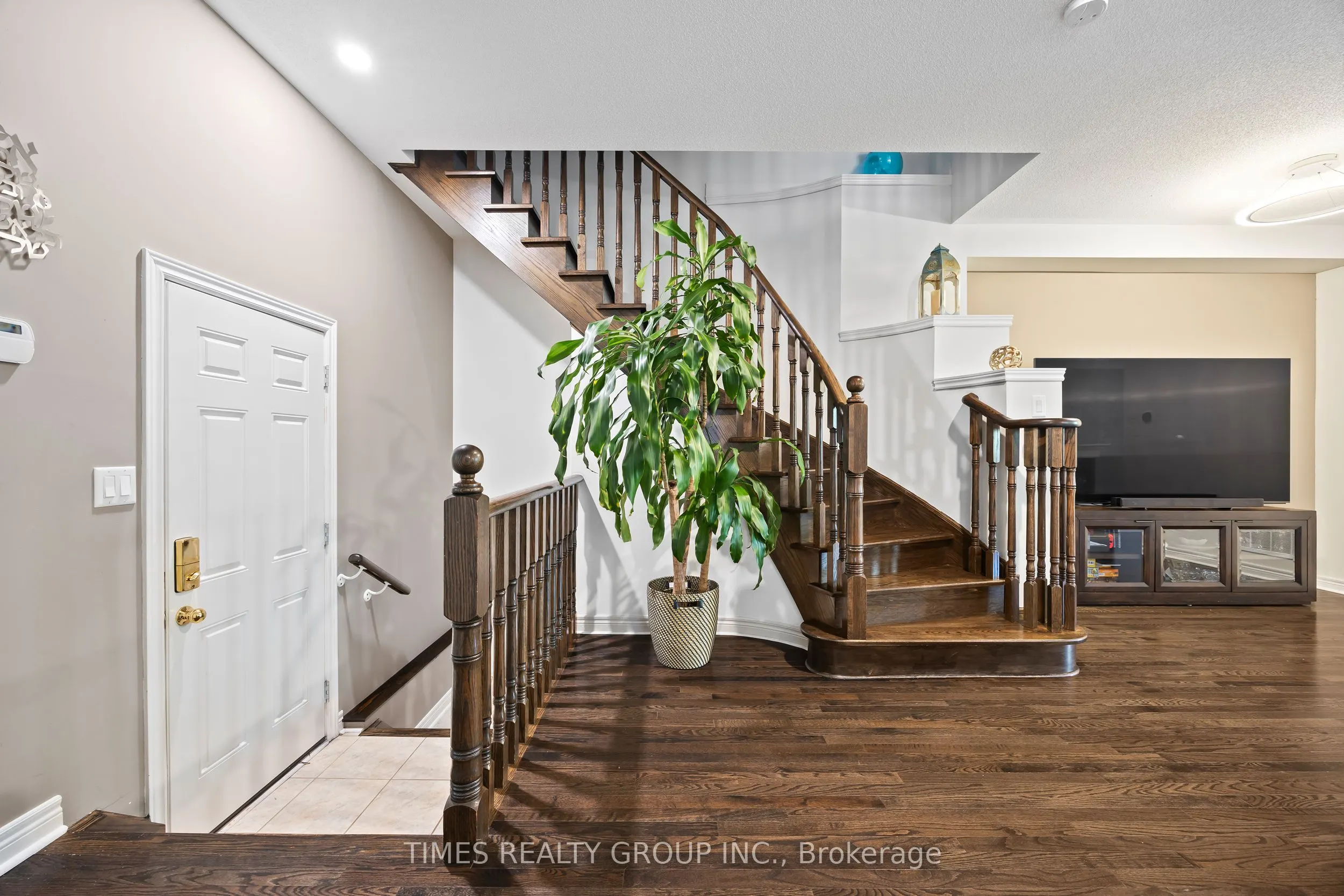 108 Sir Sanford Fleming Way