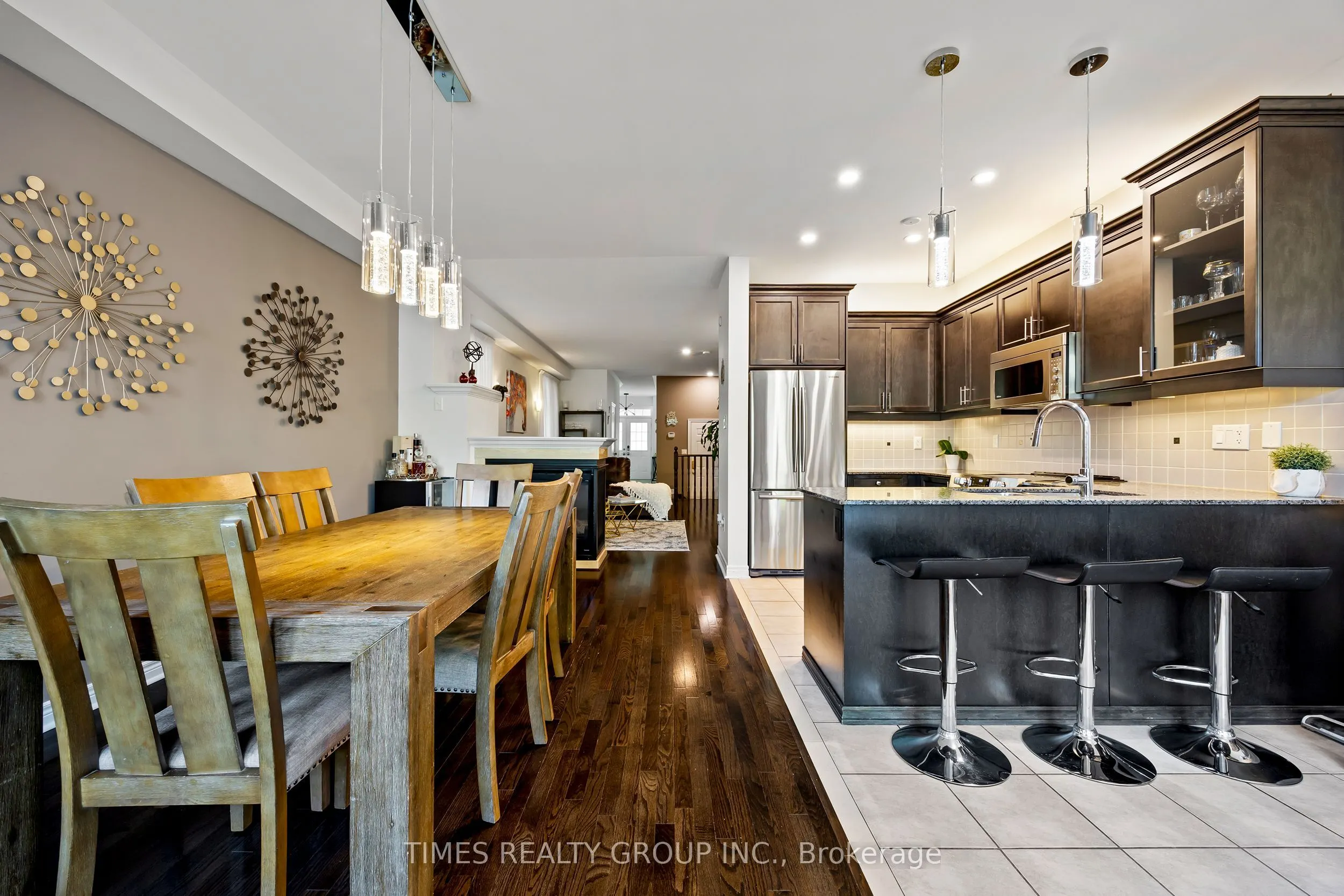108 Sir Sanford Fleming Way
