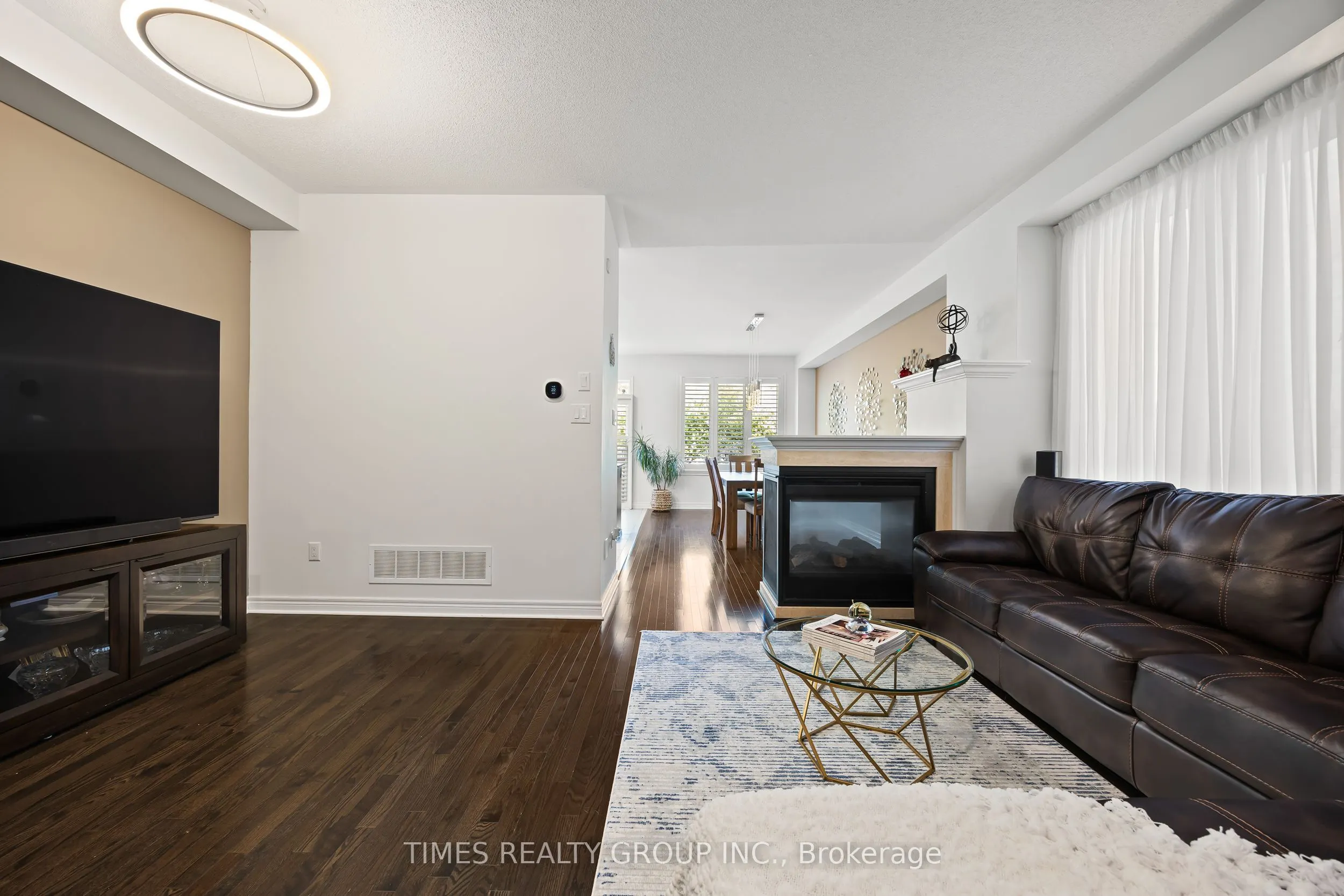 108 Sir Sanford Fleming Way