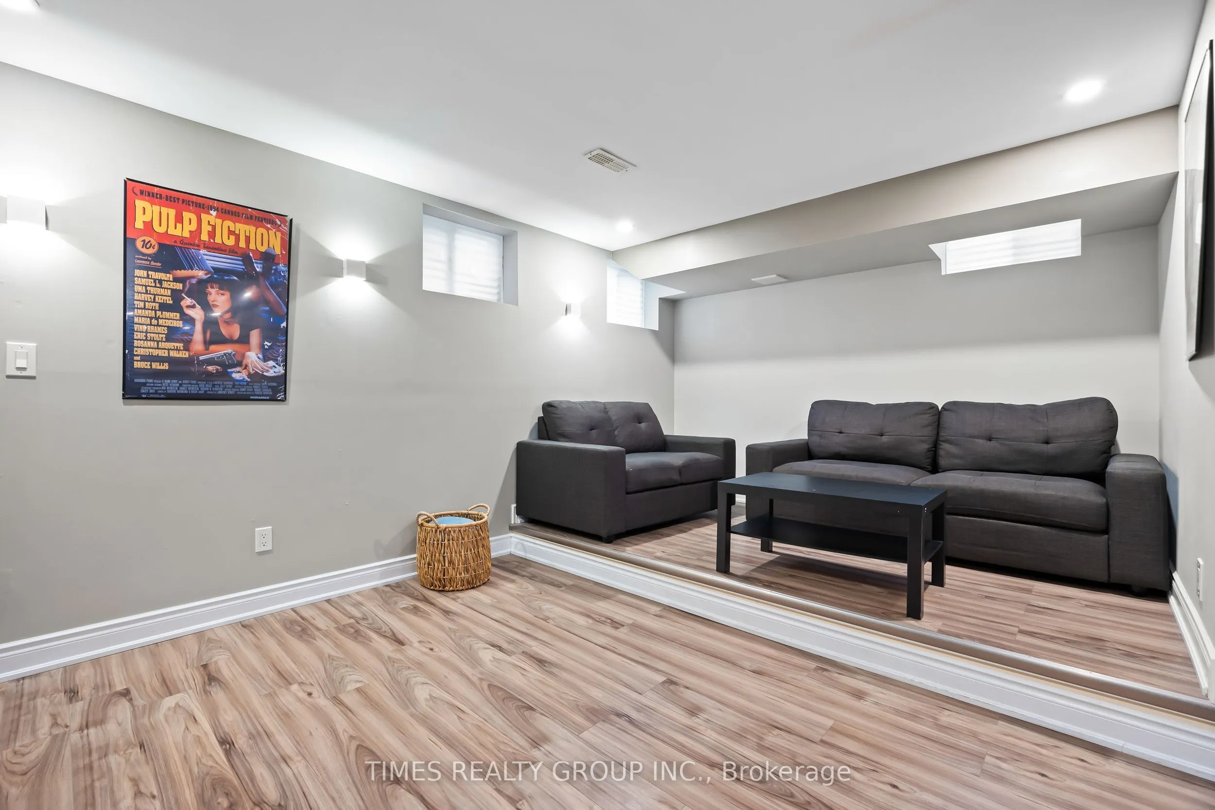 108 Sir Sanford Fleming Way
