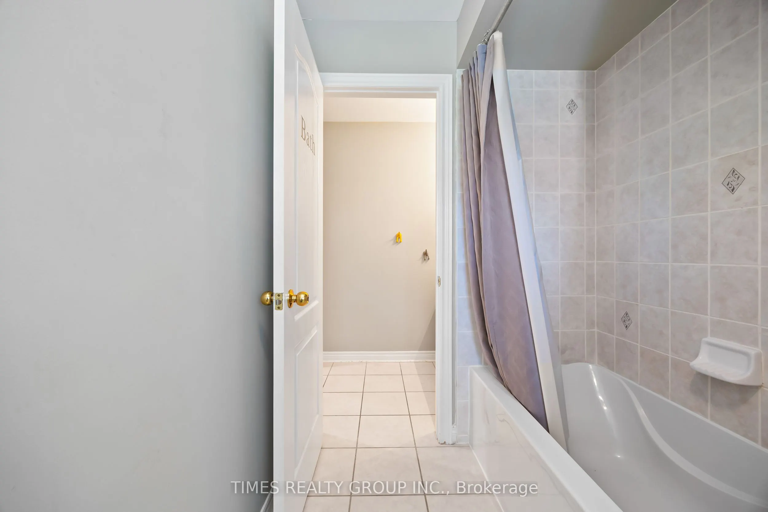 108 Sir Sanford Fleming Way