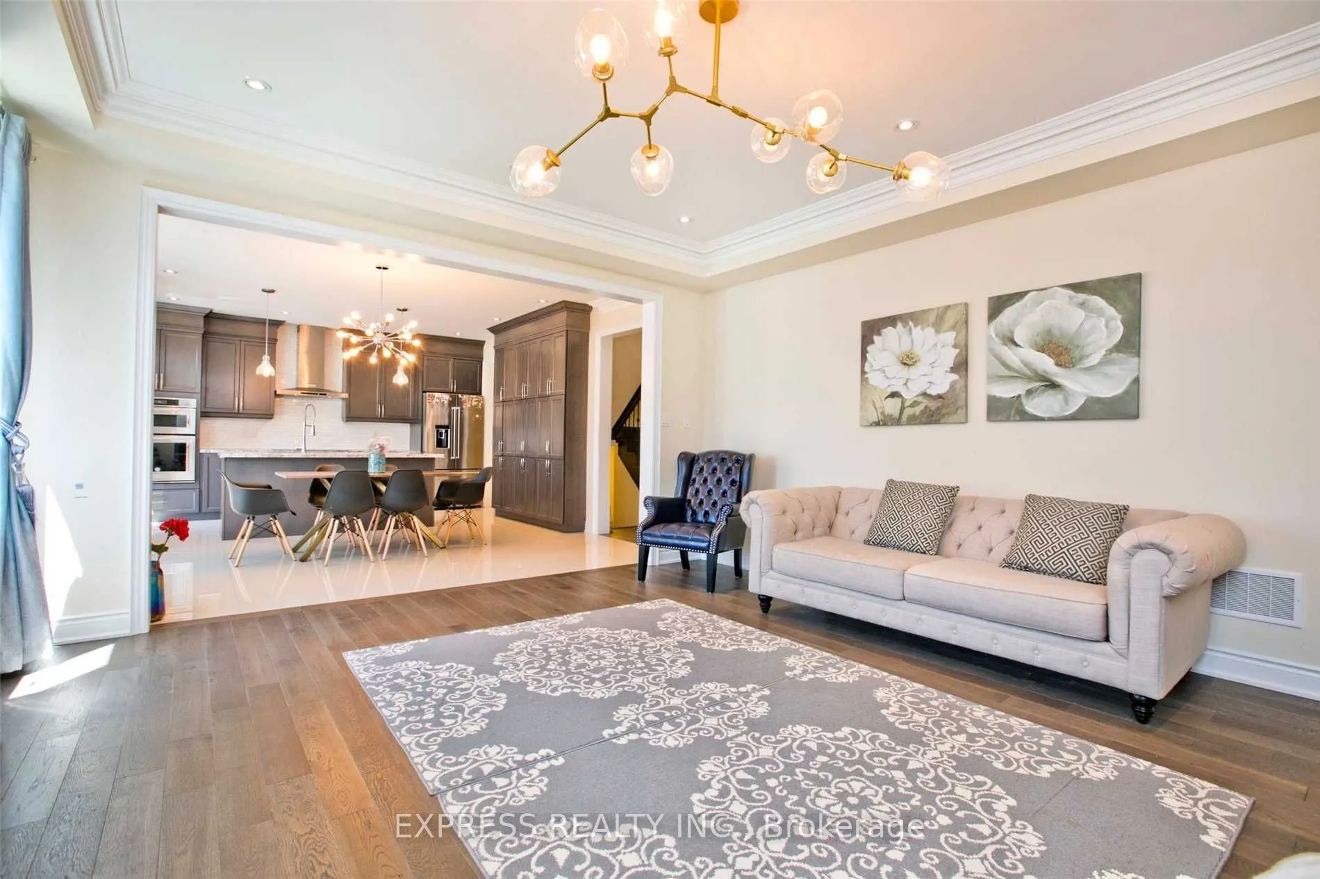 37 Blazing Star Street