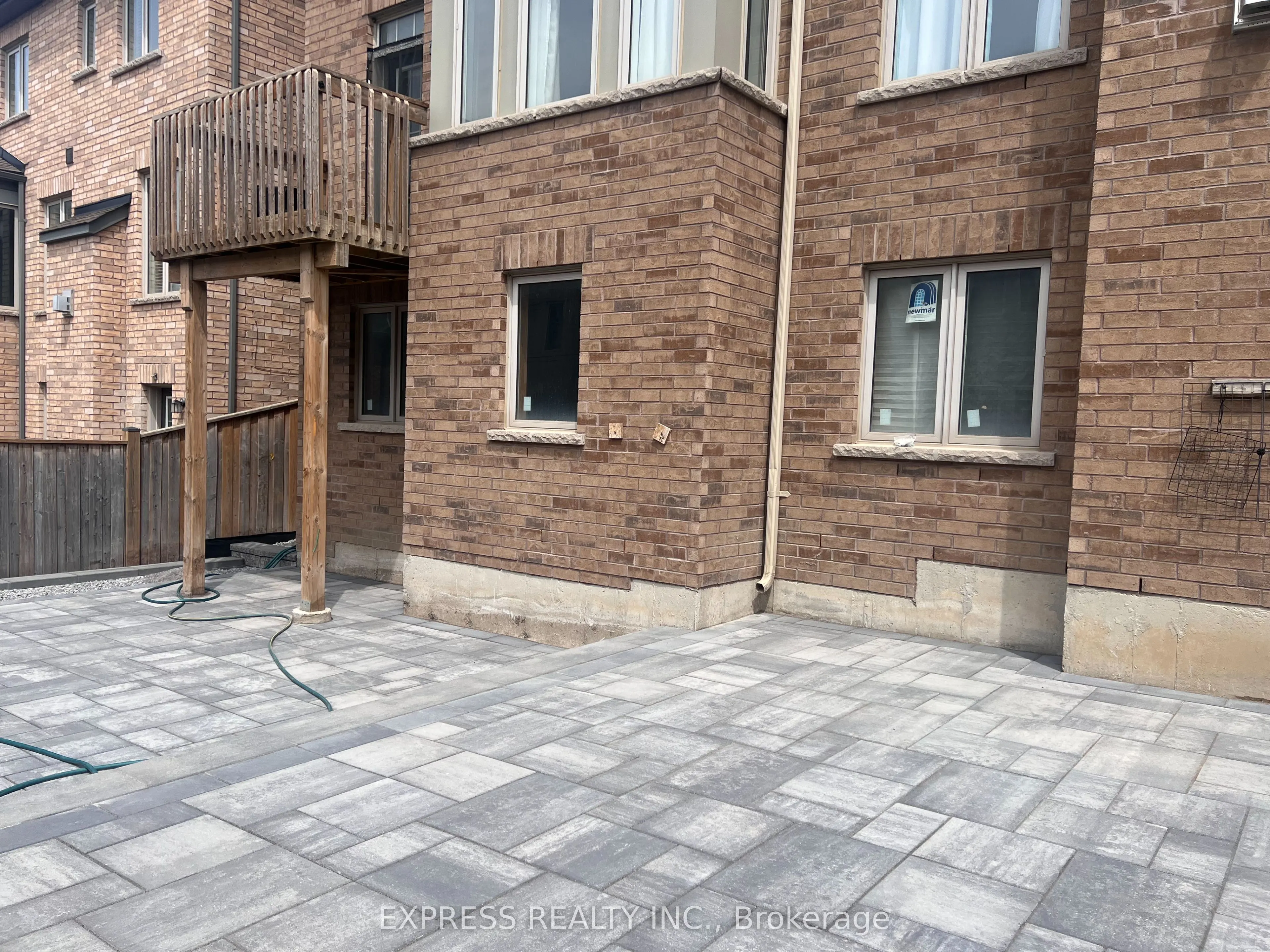 37 Blazing Star Street