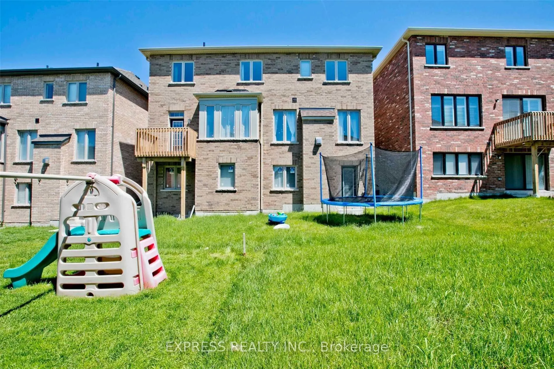 37 Blazing Star Street