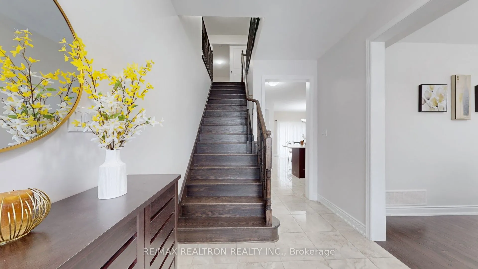 16 Vivian creek Road