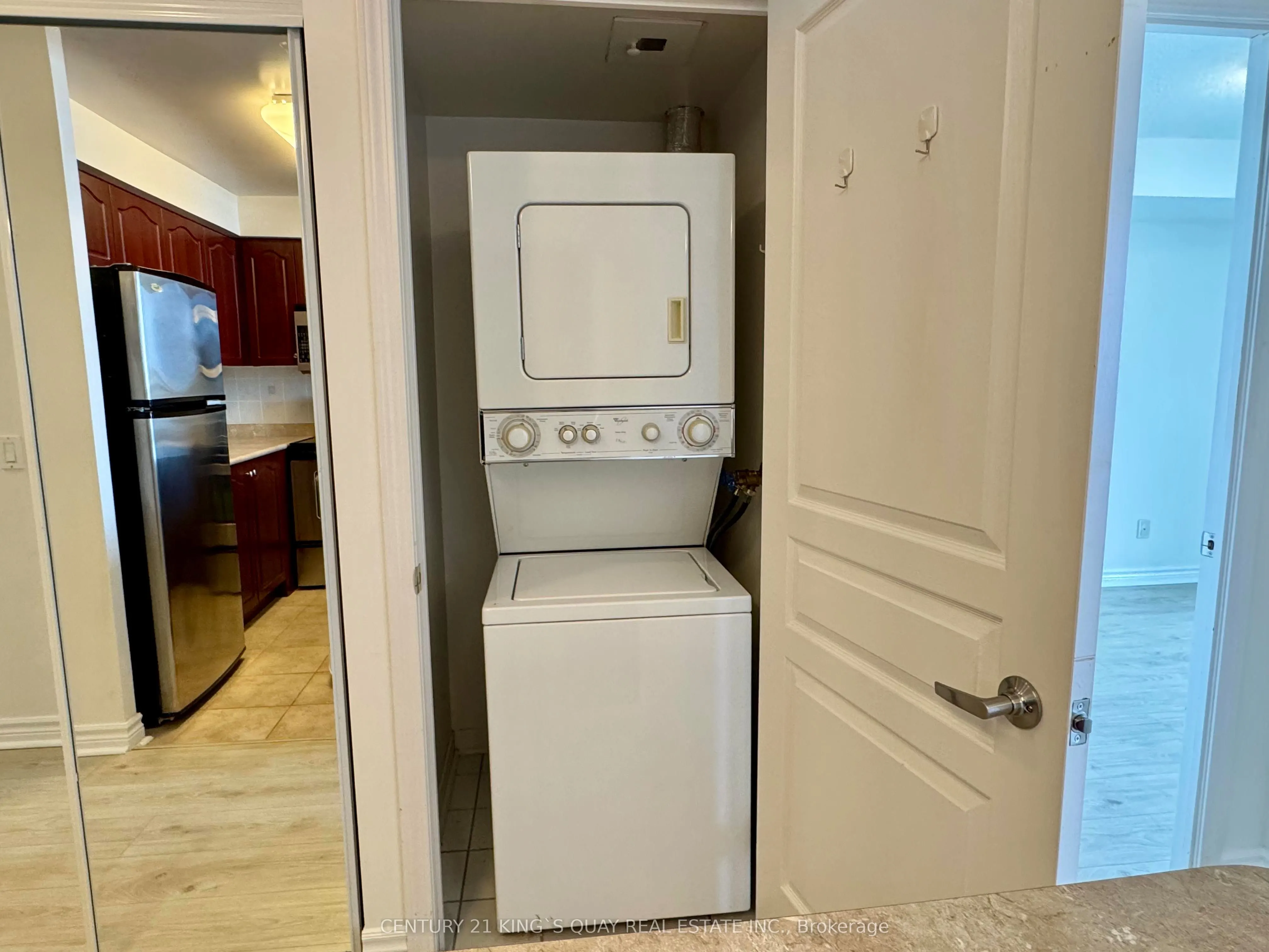 330 Red Maple Road, #1008