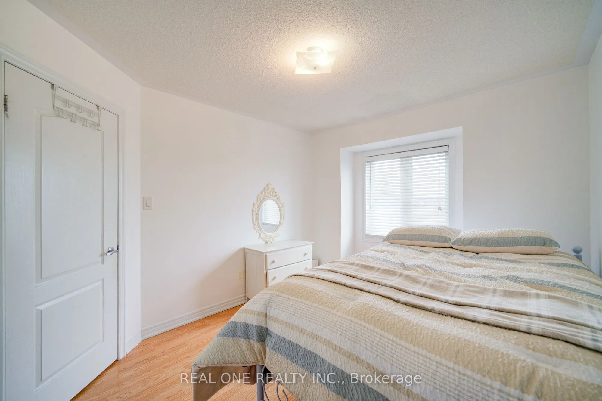 87 Zokol Drive