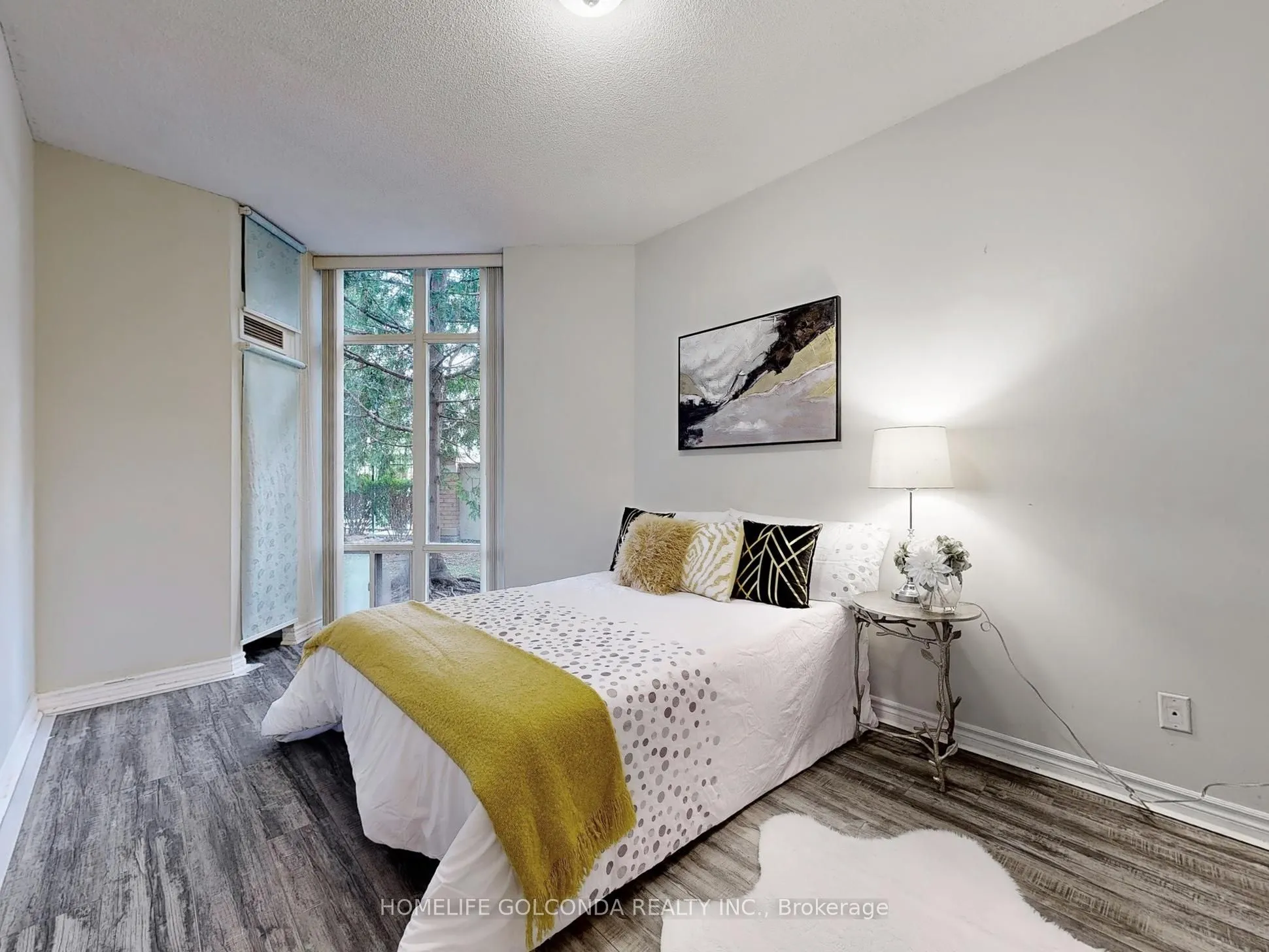 130 pond Drive, #102