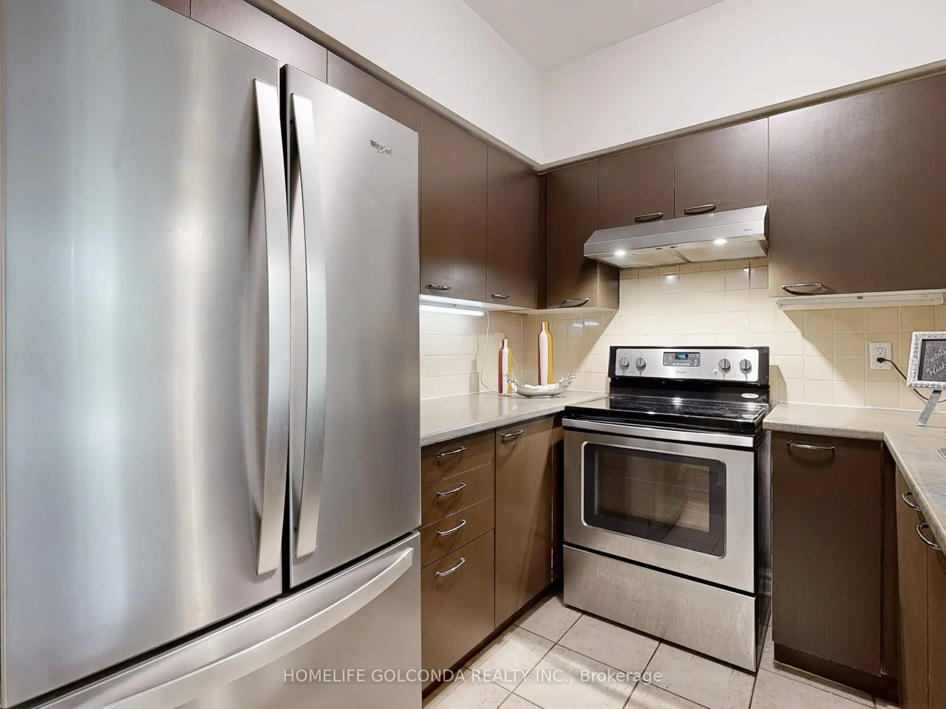 130 pond Drive, #102