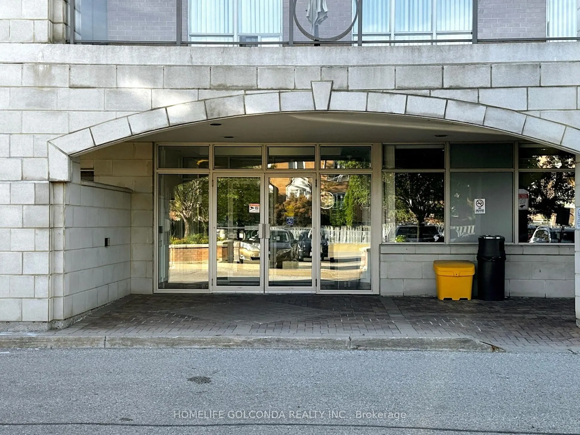 130 pond Drive, #102