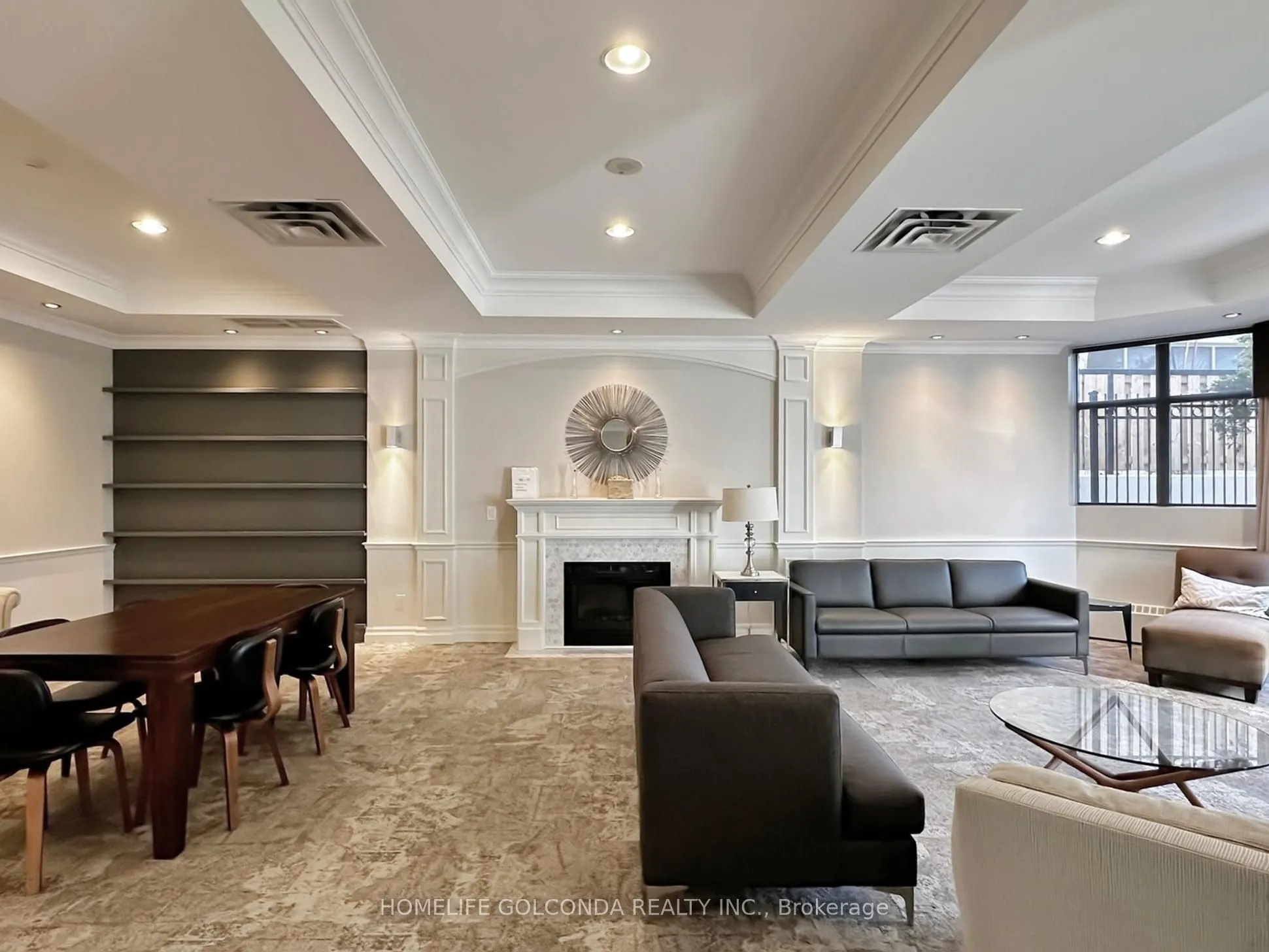 130 pond Drive, #102
