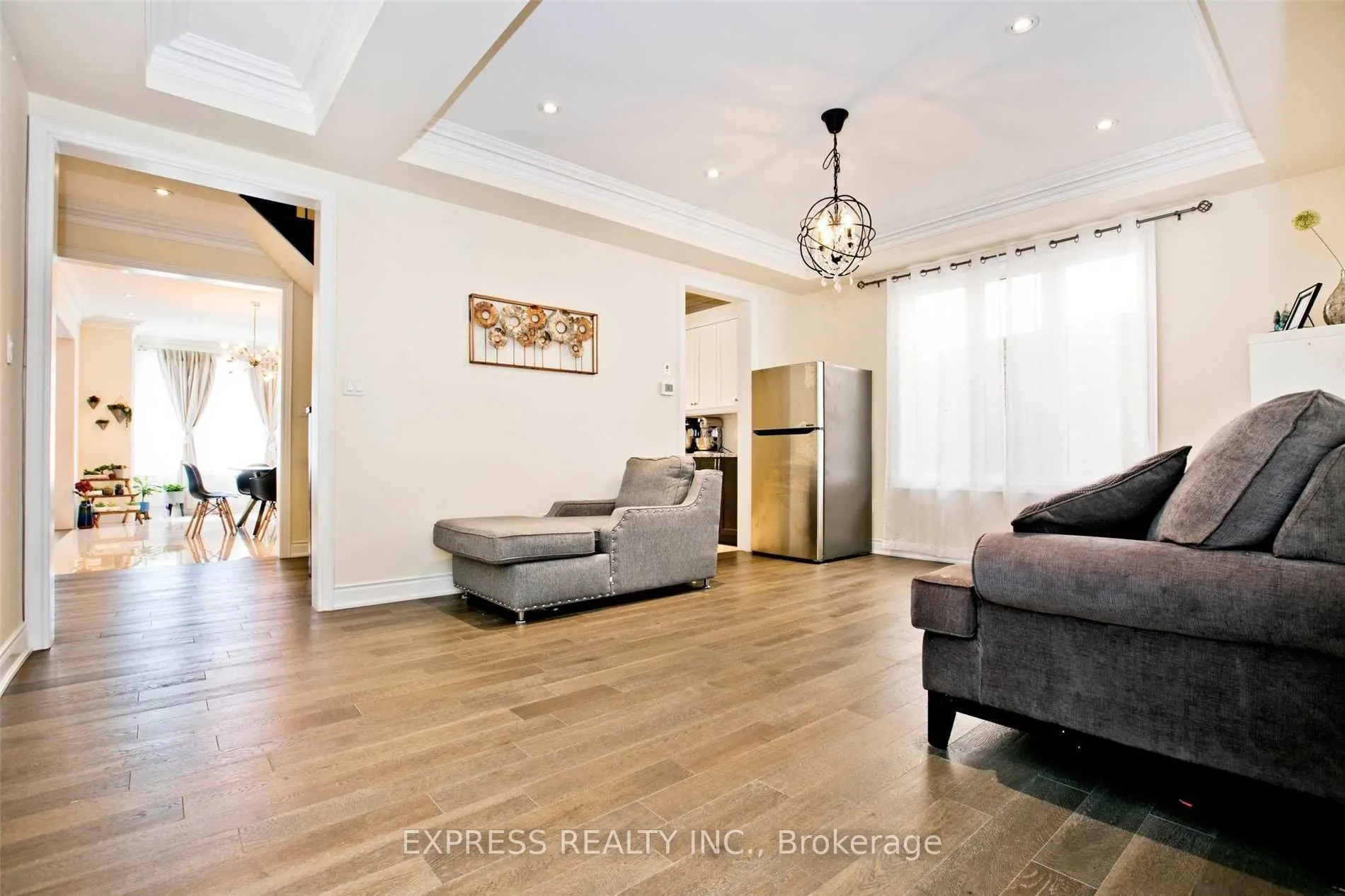 37 Blazing Star Street