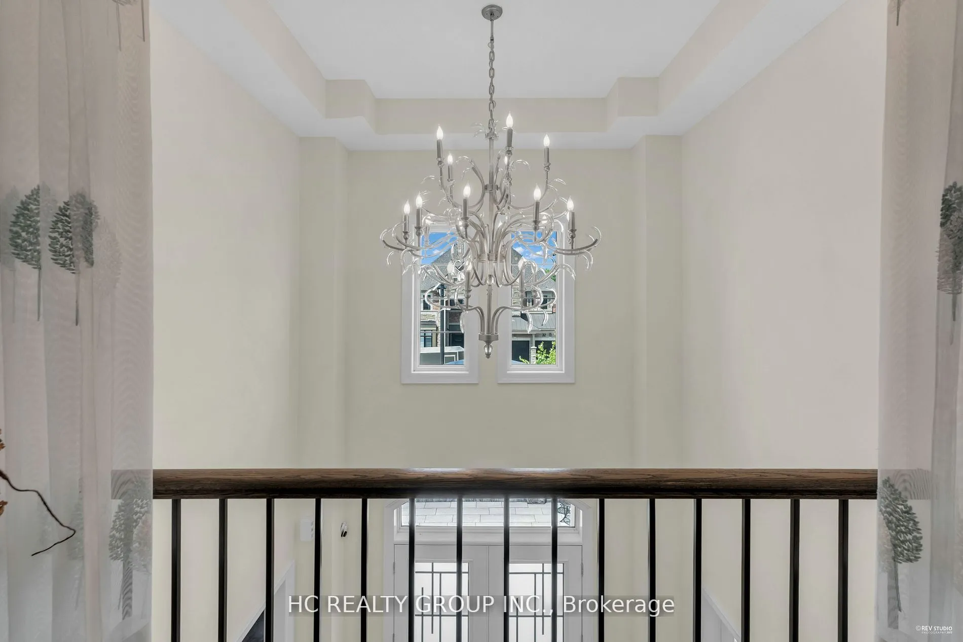27 Sir Henry Court