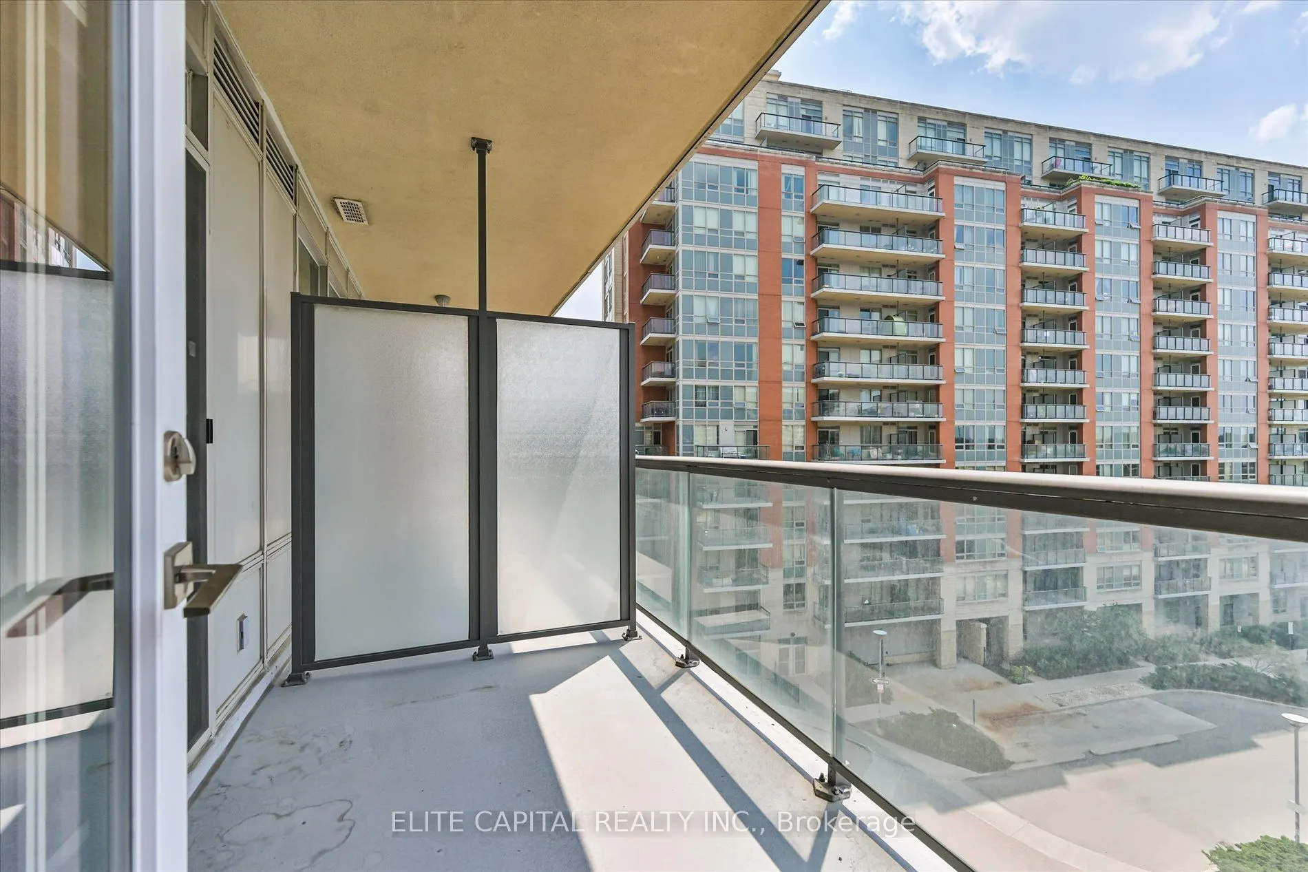60 South Town Centre Boulevard, #725