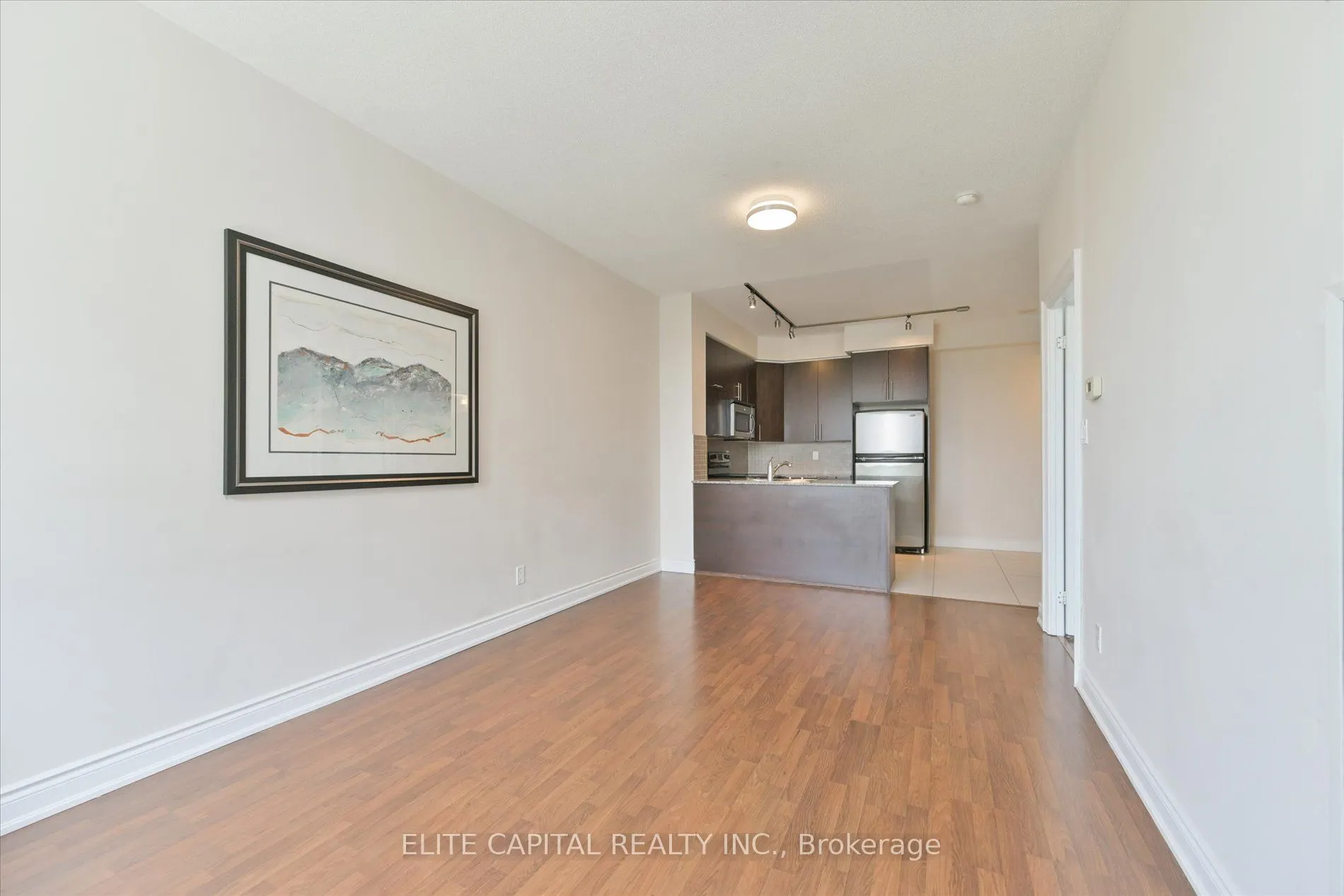 60 South Town Centre Boulevard, #725