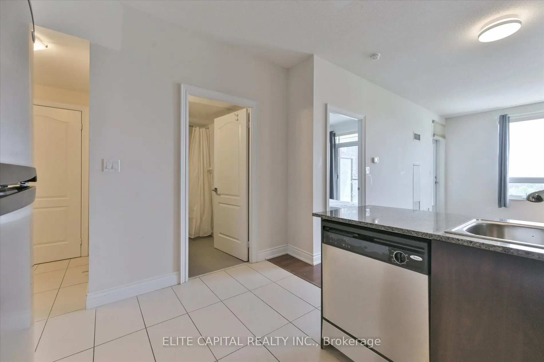 60 South Town Centre Boulevard, #725