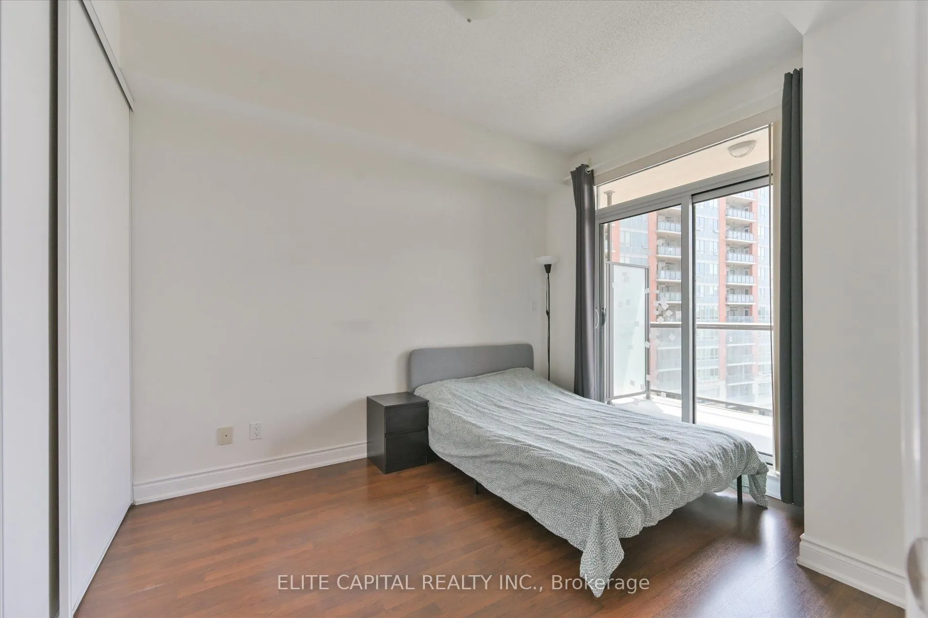 60 South Town Centre Boulevard, #725