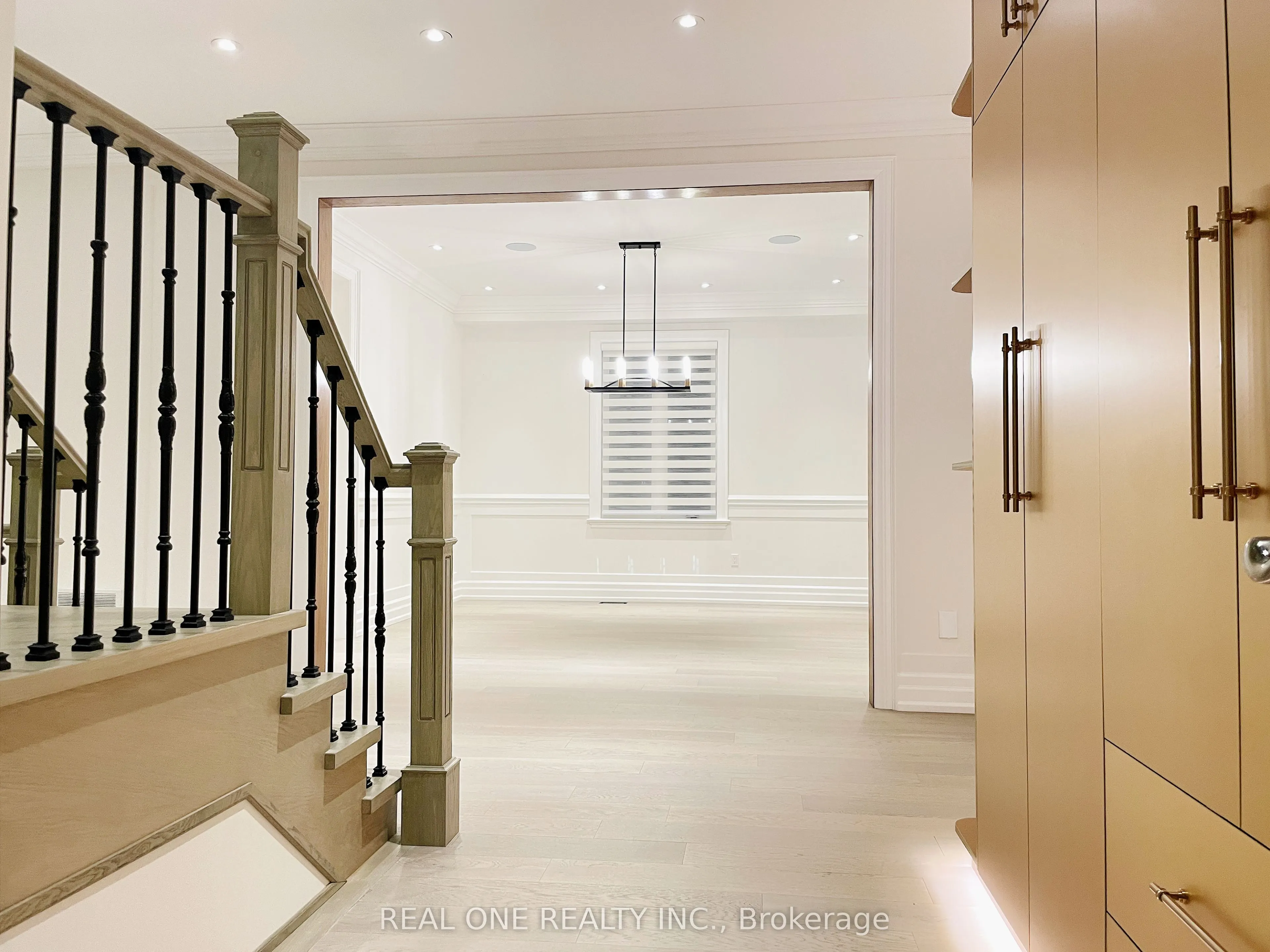 46 Hughson Drive