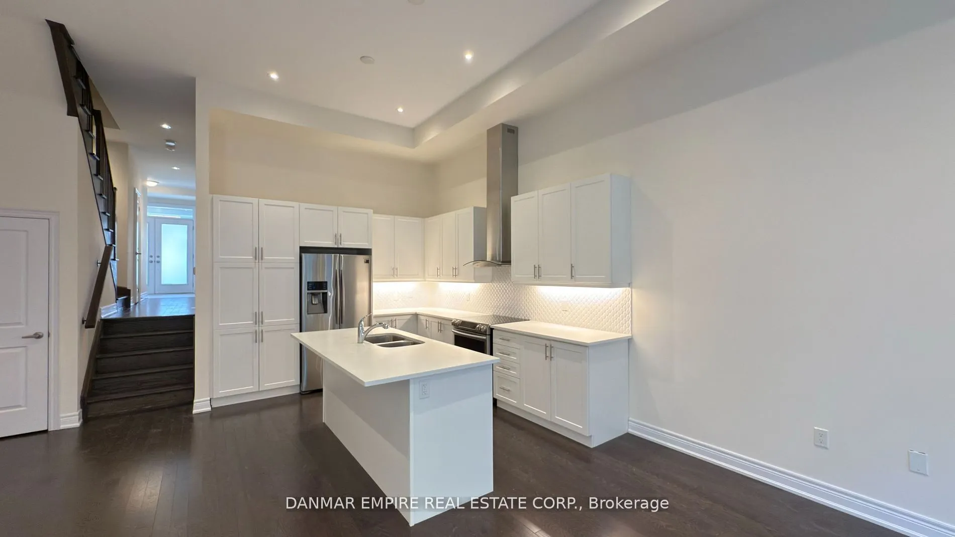 6 Hiawatha Court