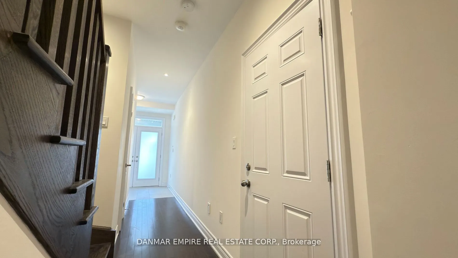 6 Hiawatha Court