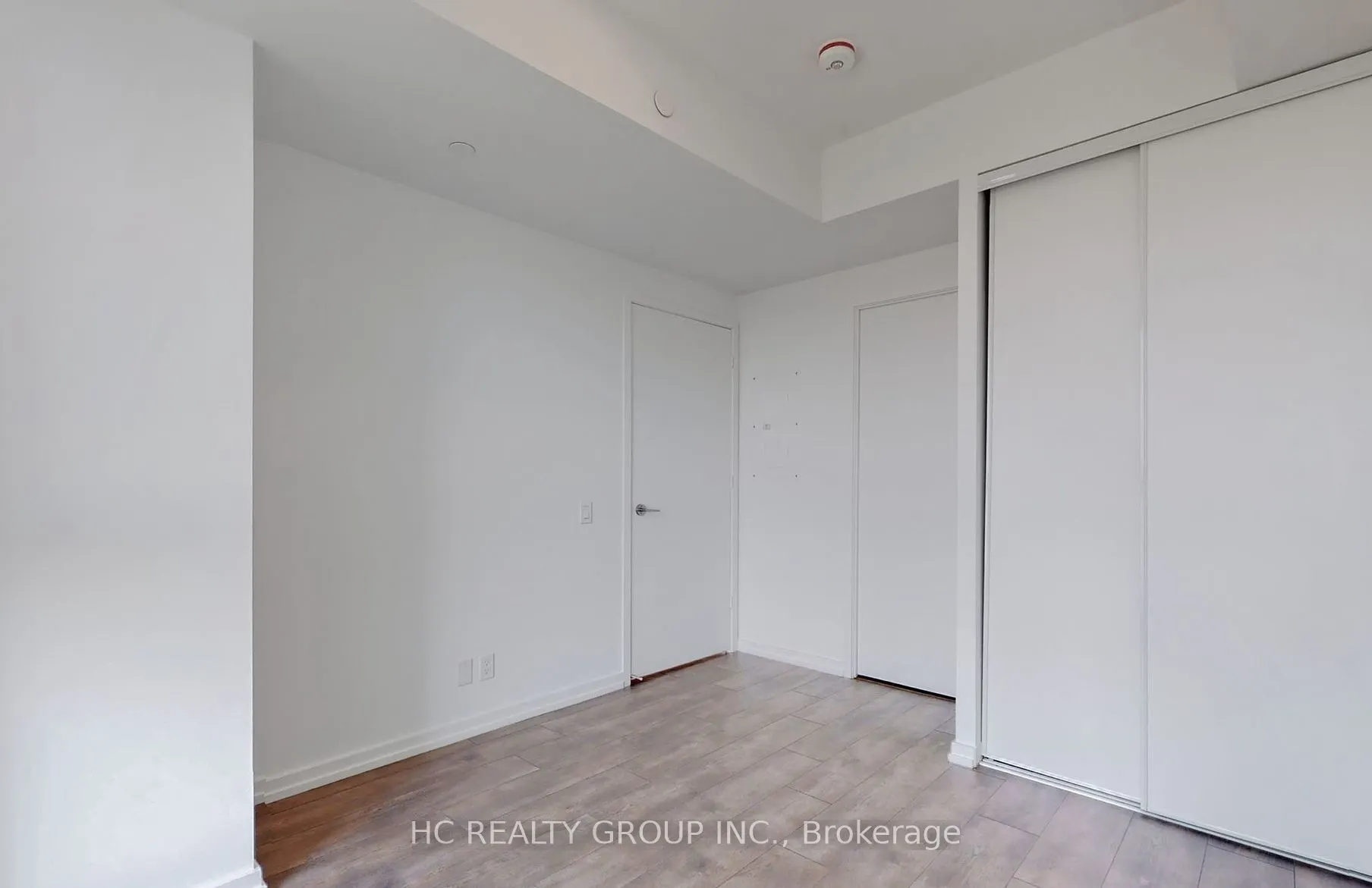 1000 Portage Parkway, #3209