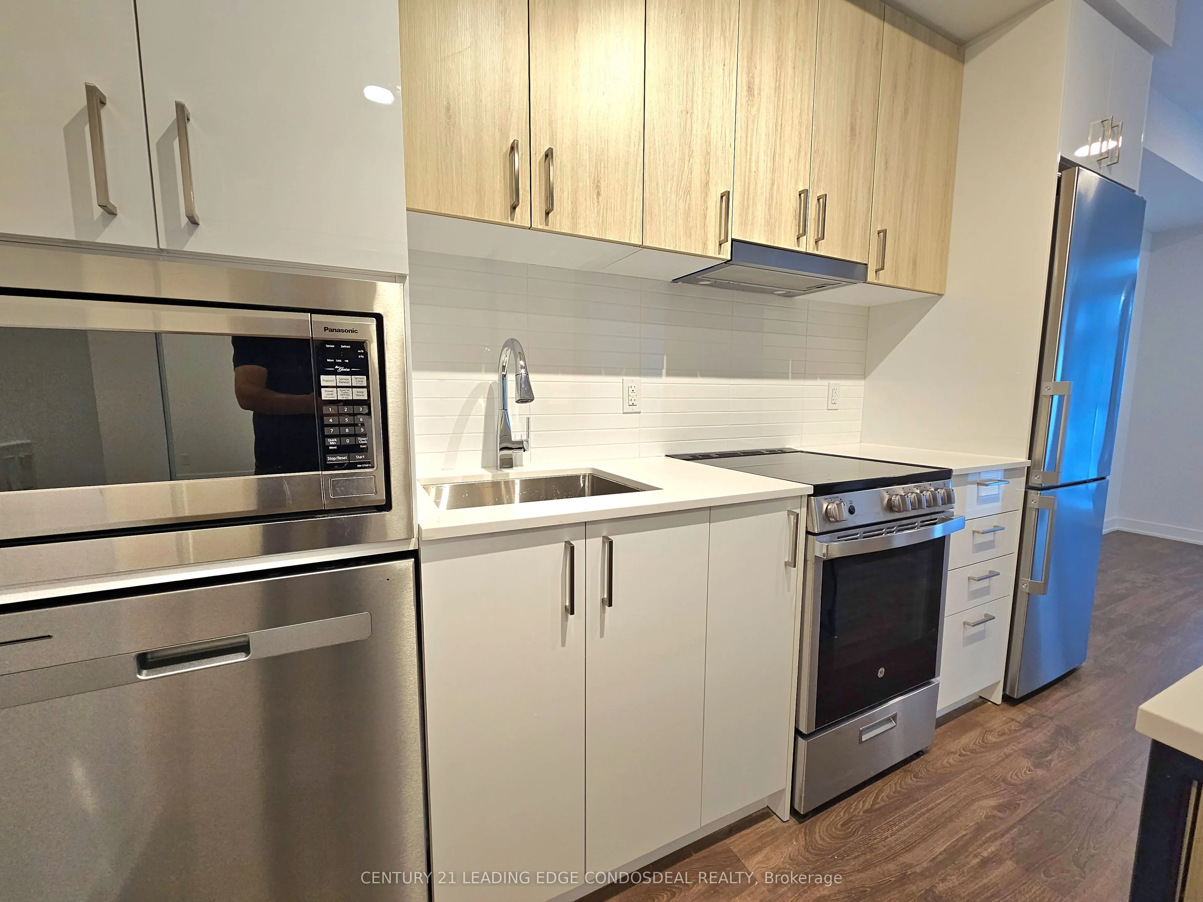 30 Upper Mall Way, #419