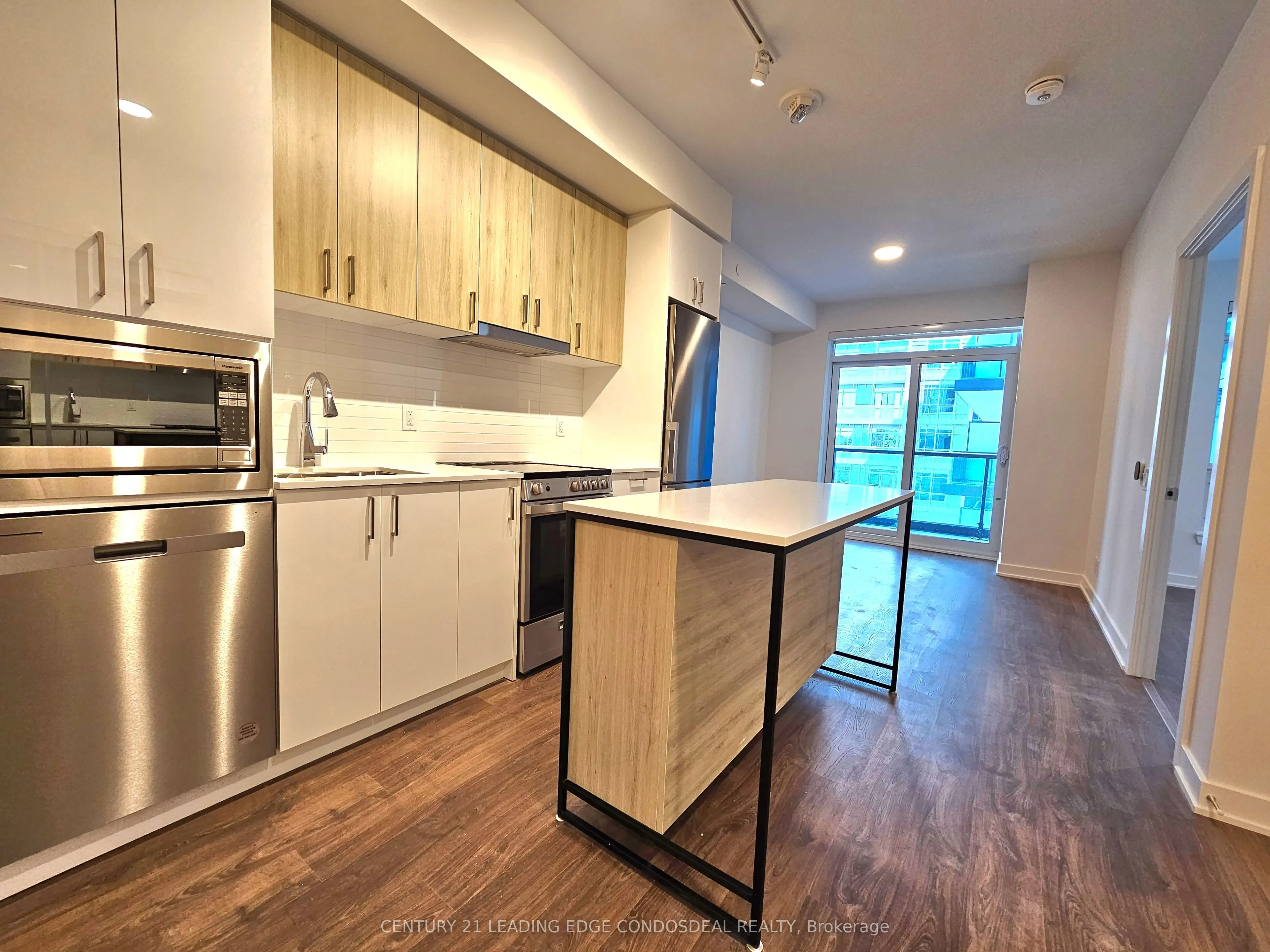 30 Upper Mall Way, #419