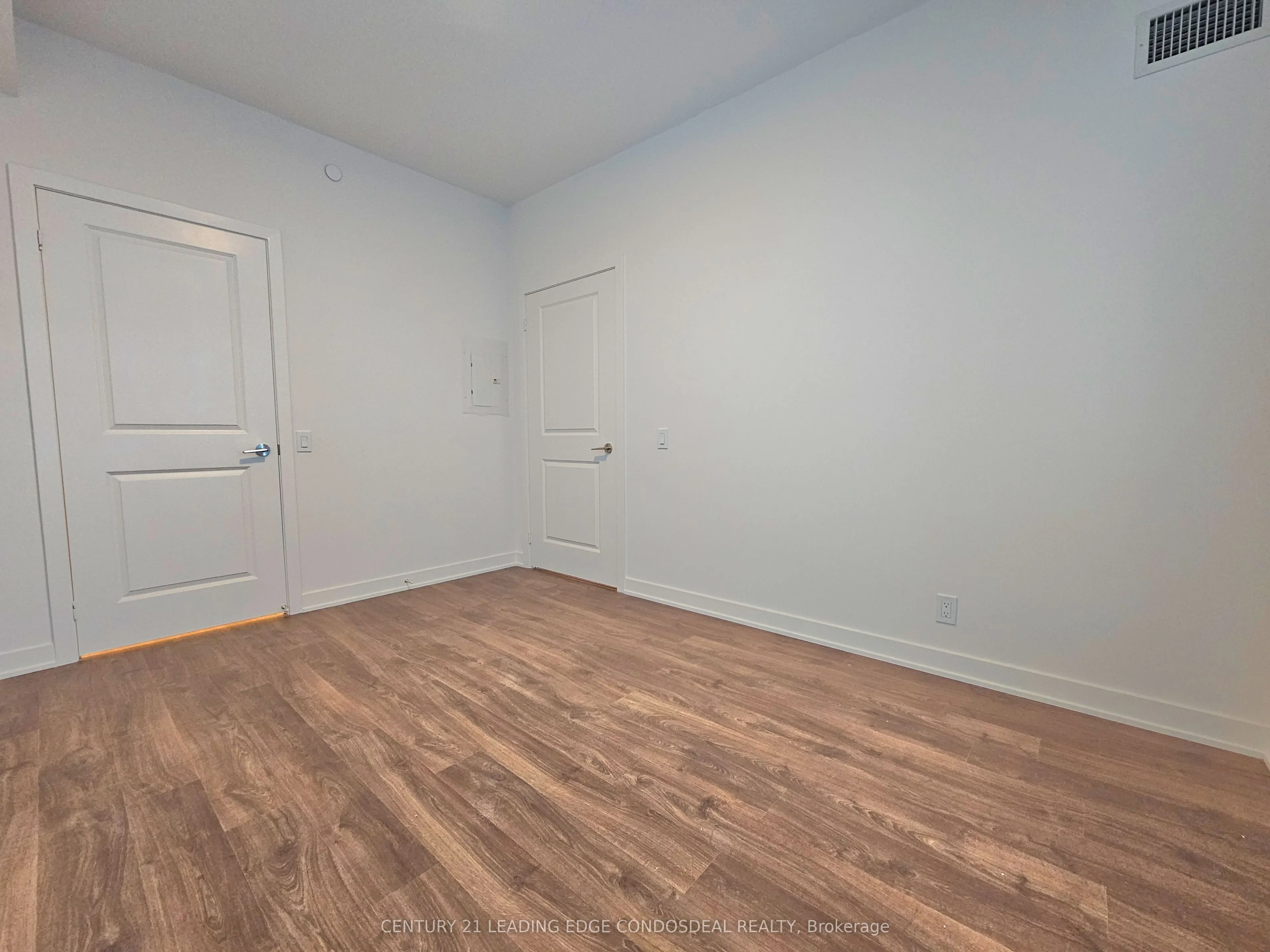 30 Upper Mall Way, #419