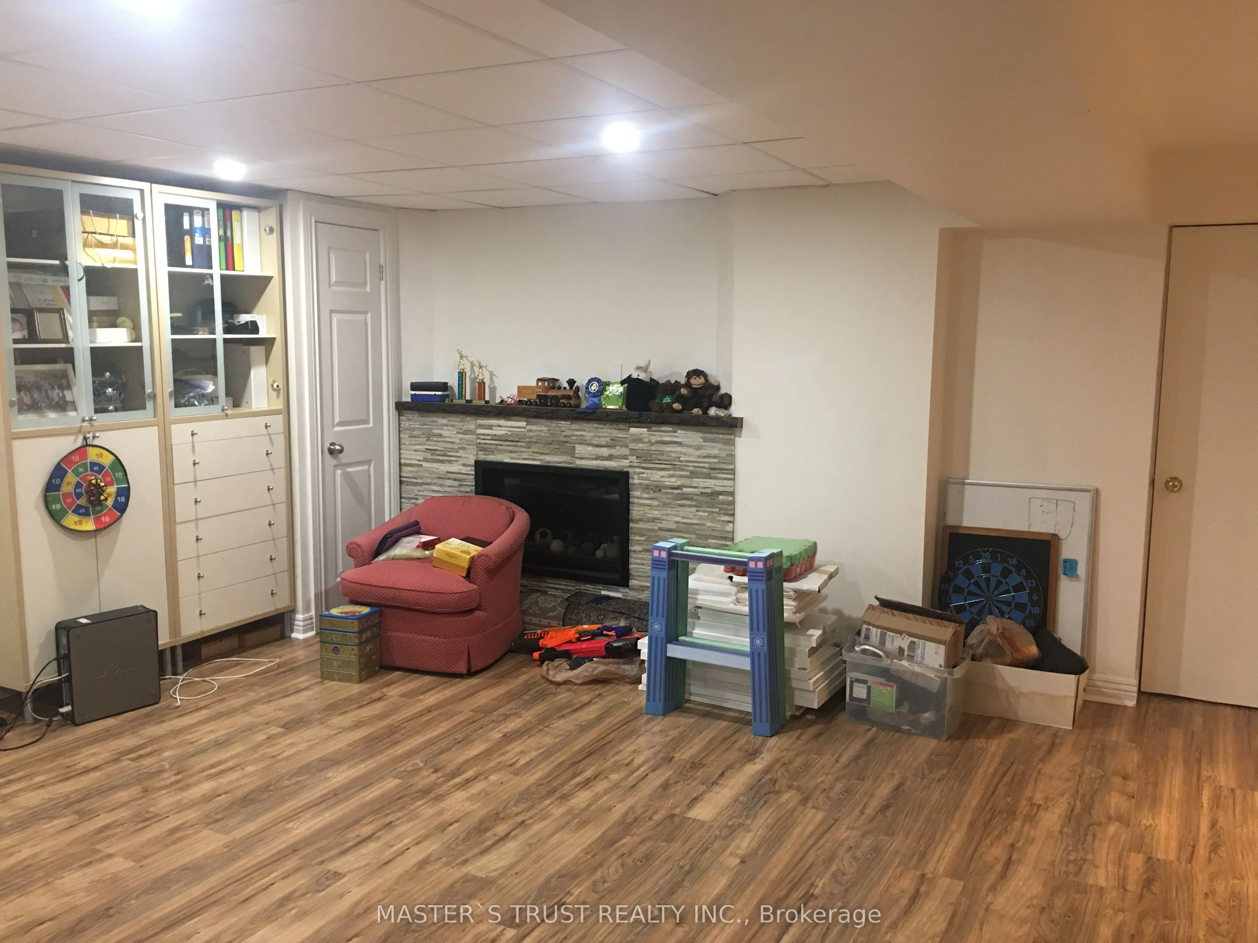 42 Catalina Crescent